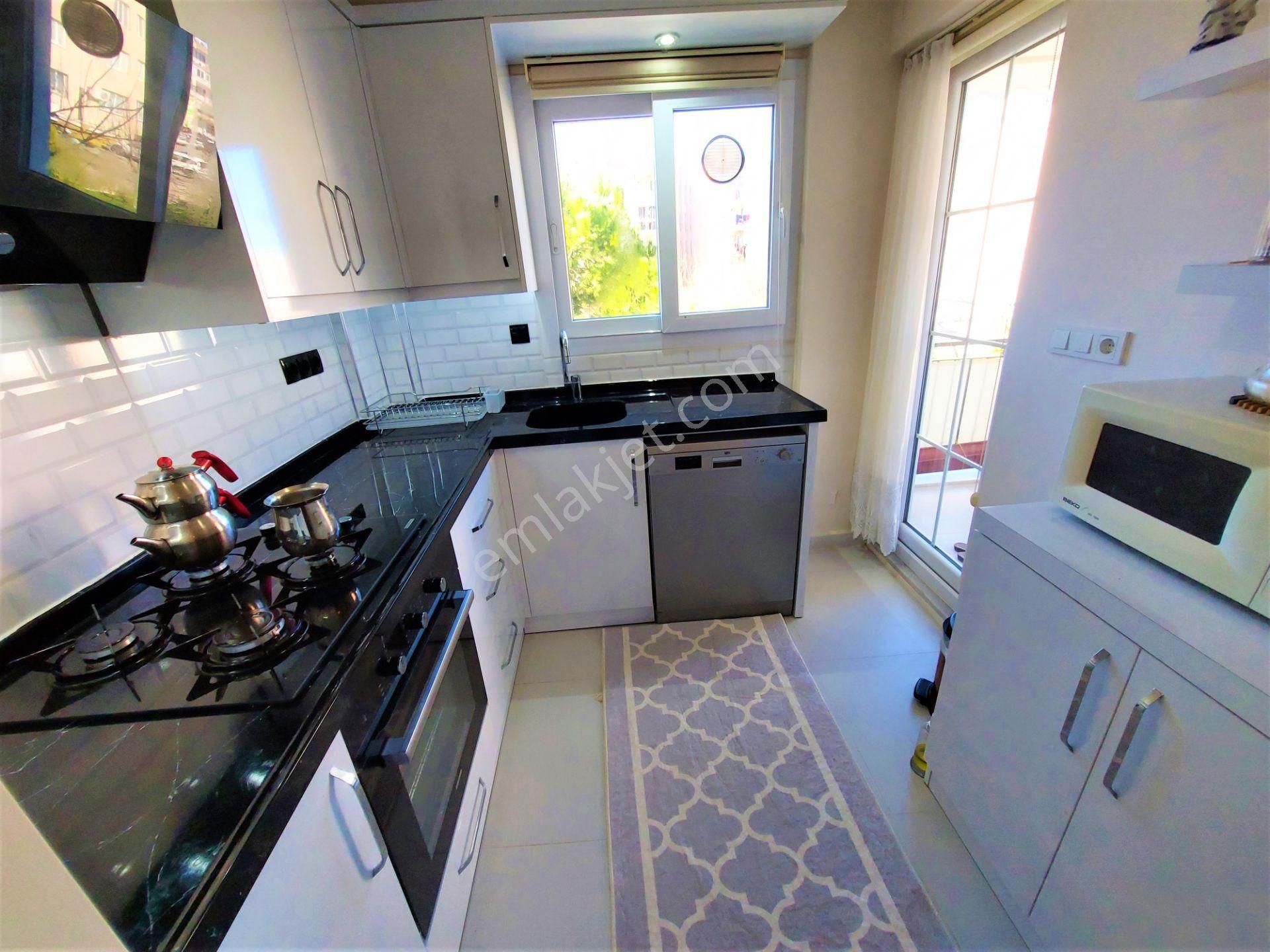 Kuşadası Kadınlar Denizi Bölgesinde Satılık 2 +1 Satılık Fırsat Daire - Görsel 16