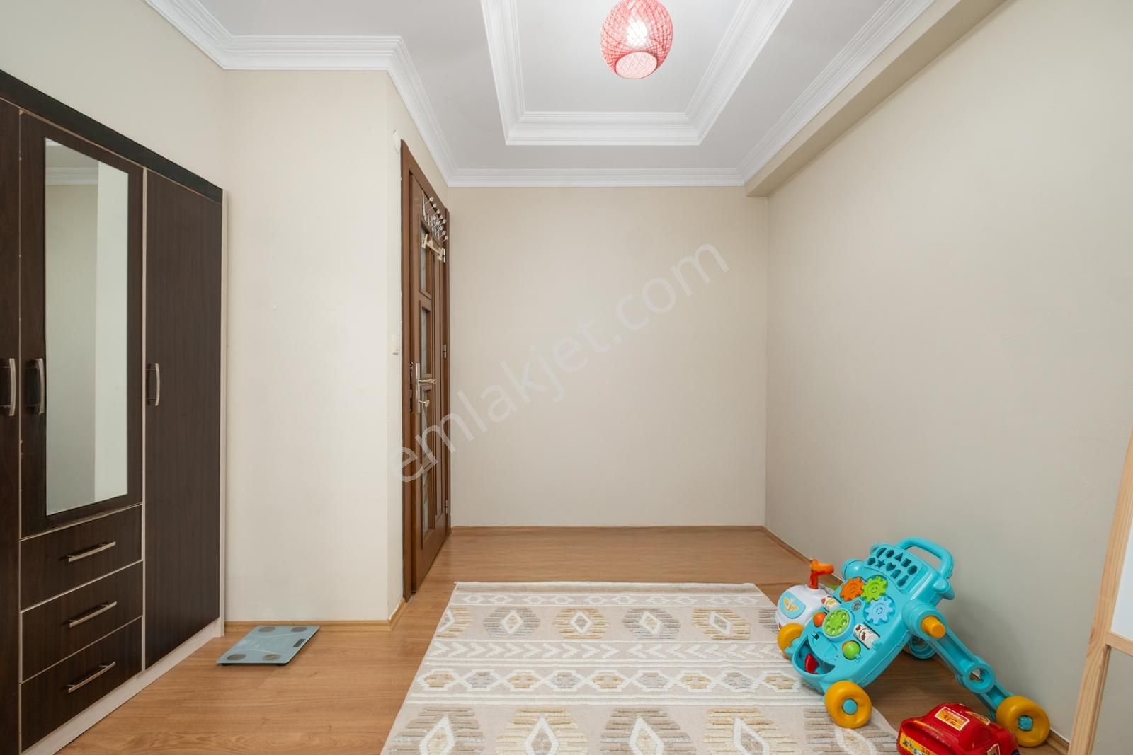 Remax Advantage'dan Erıklı 75.yılda Park Manzaralı 3+1 Boş Daıre - Görsel 5