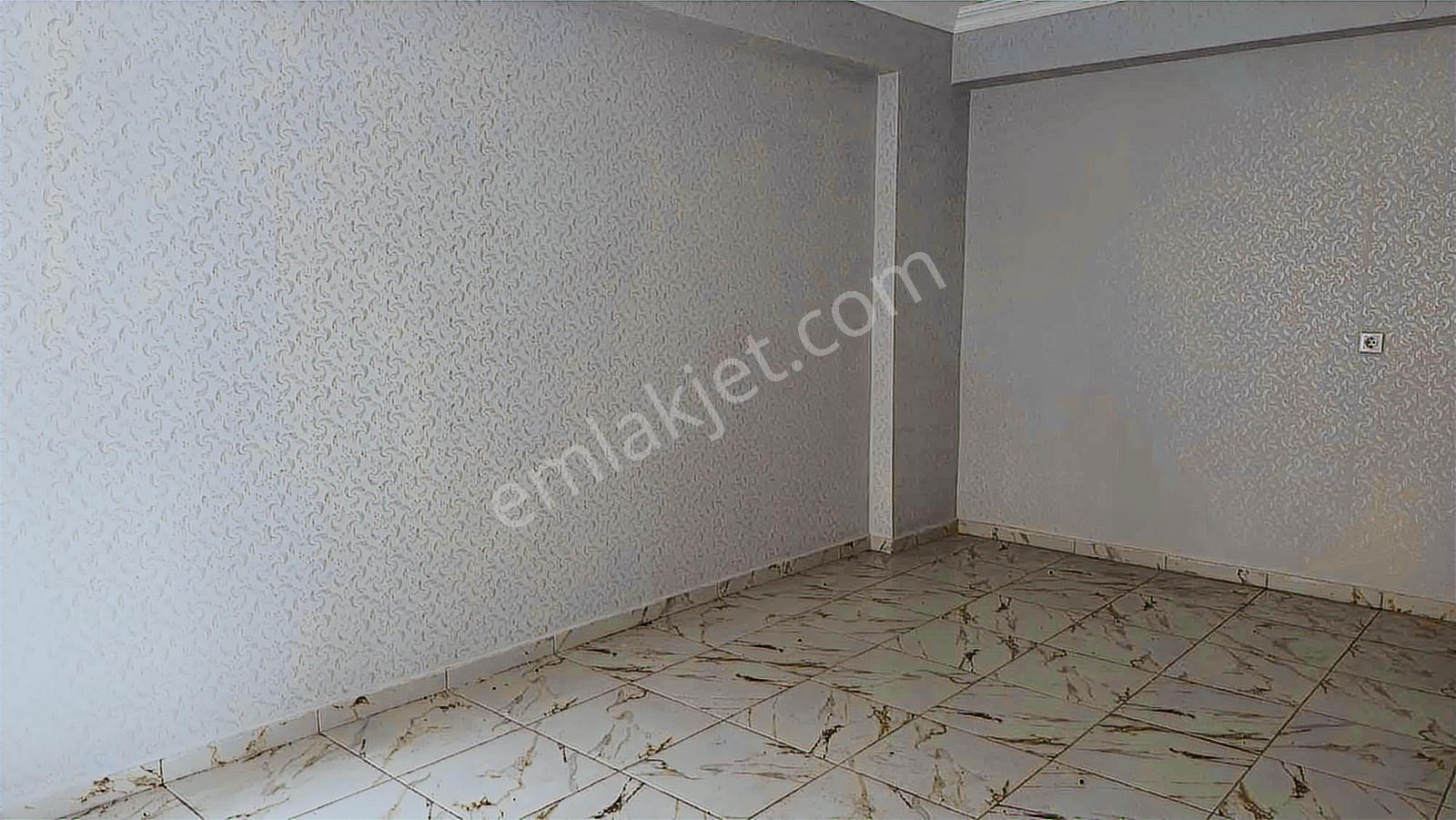 Vakıfsız Satılık Dükkan Ofis Wc Ve Mutfaklı - Görsel 13
