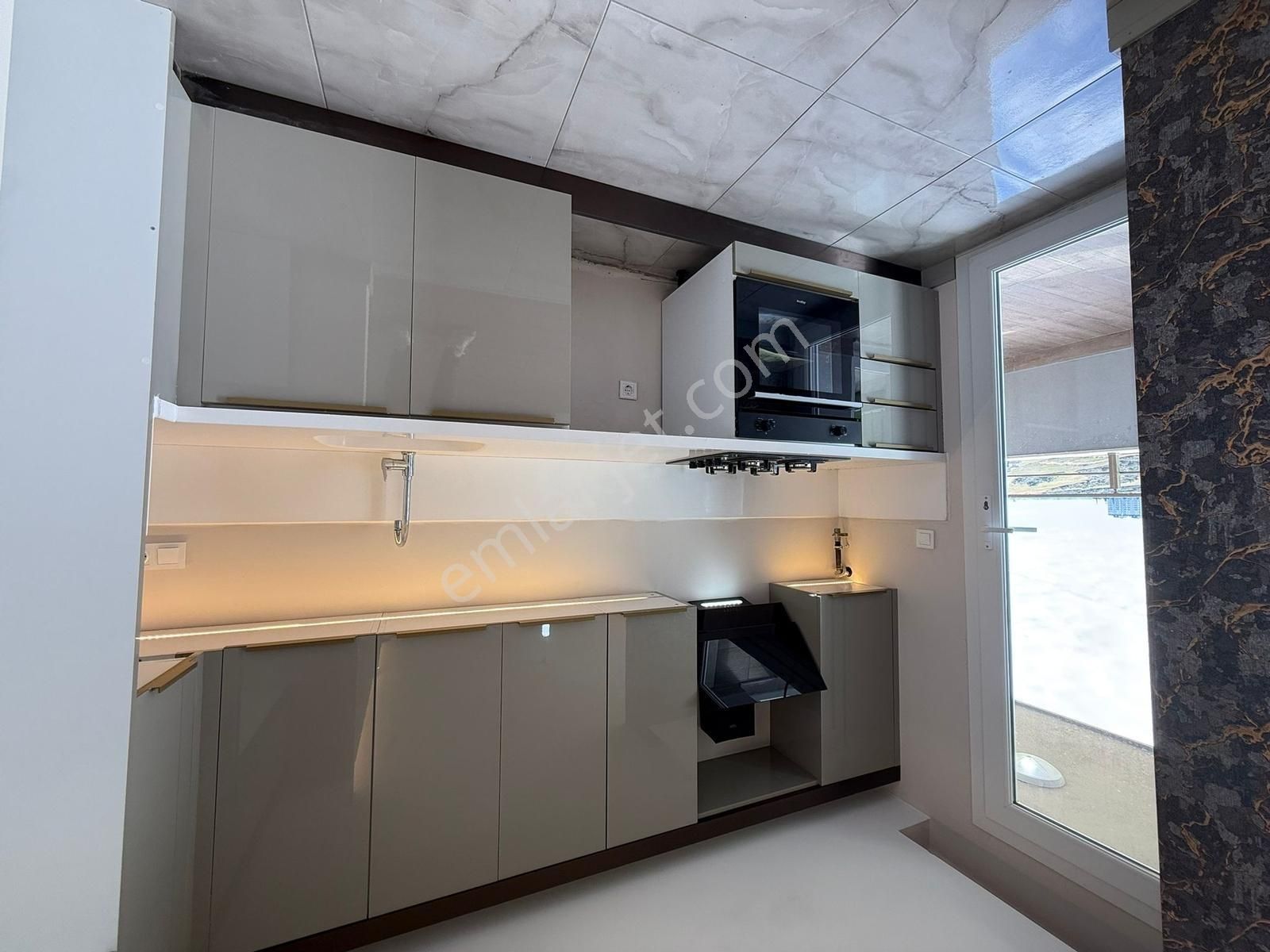 Kabasakal Tekince İnş/2+1/ç.banyo/iskan/güvenlik/kombi/ankastre - Görsel 11