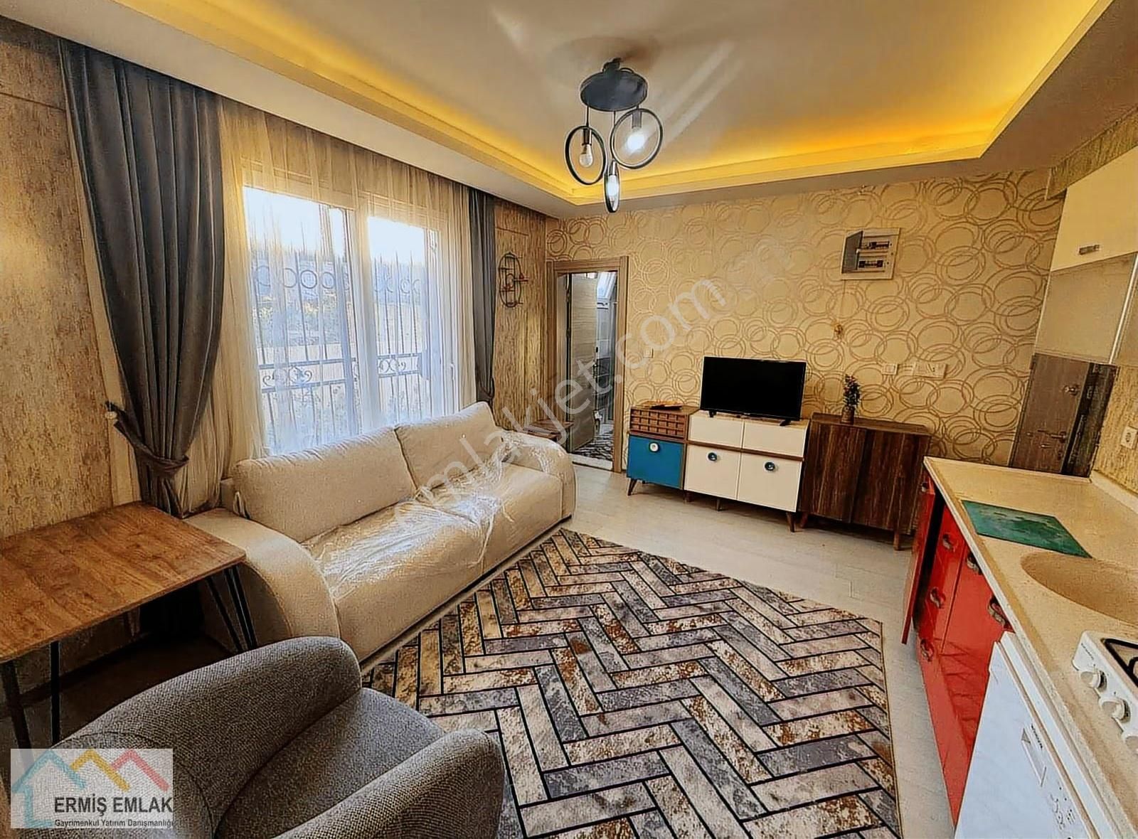 Eşyalı , Bahçeli Satılık 1+1 Daire - Görsel 16