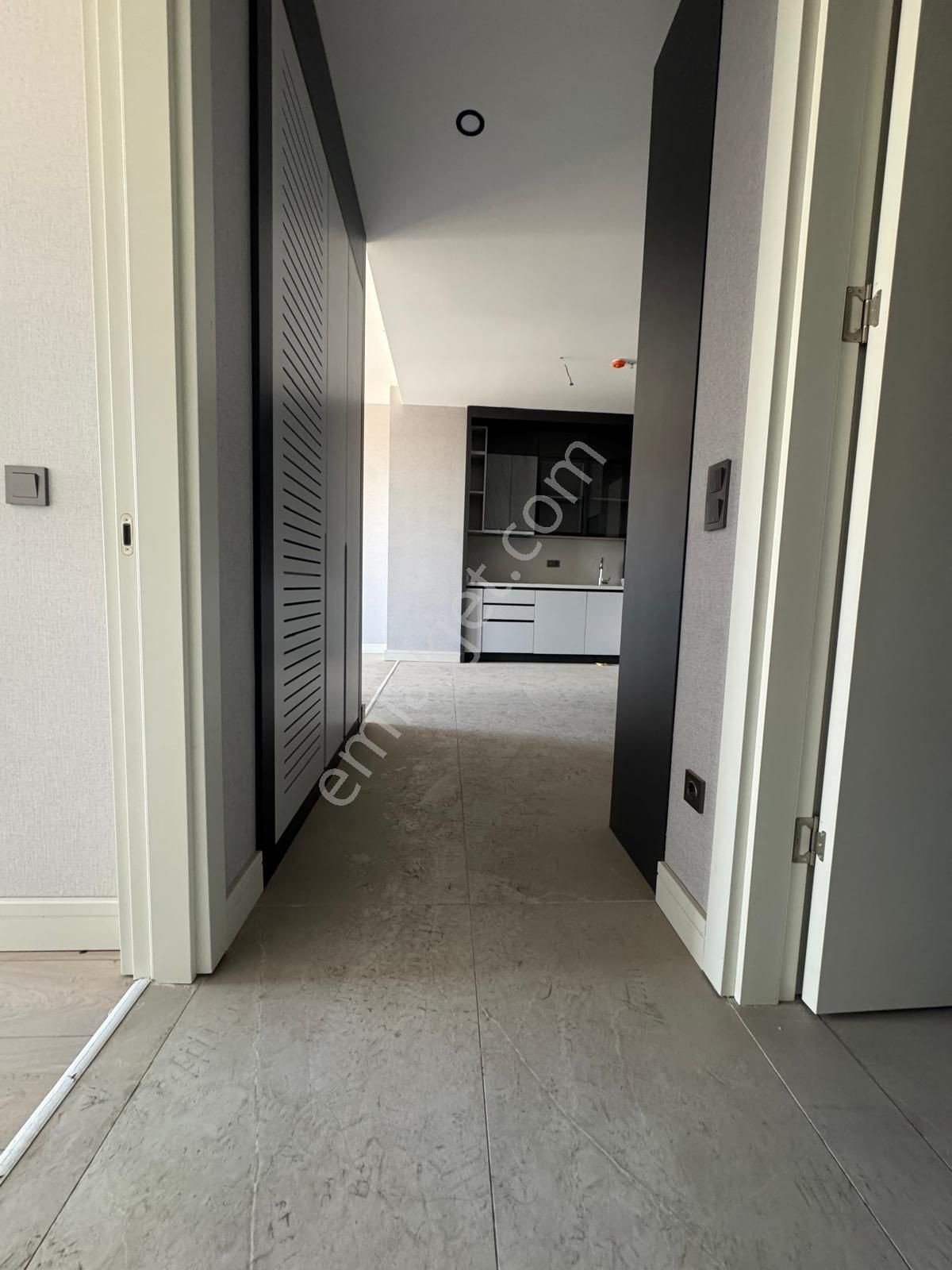 Polat Live'dan Batıkent Velux Ankara'da Satılık Ara Kat 2+1 - Görsel 3