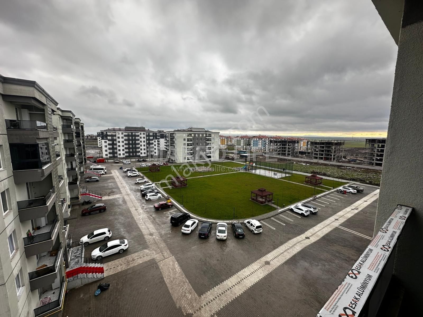 🏡 Yenişehir Hastanesi Yanında 3.5+1 Fırsat Satılık Boş Daire