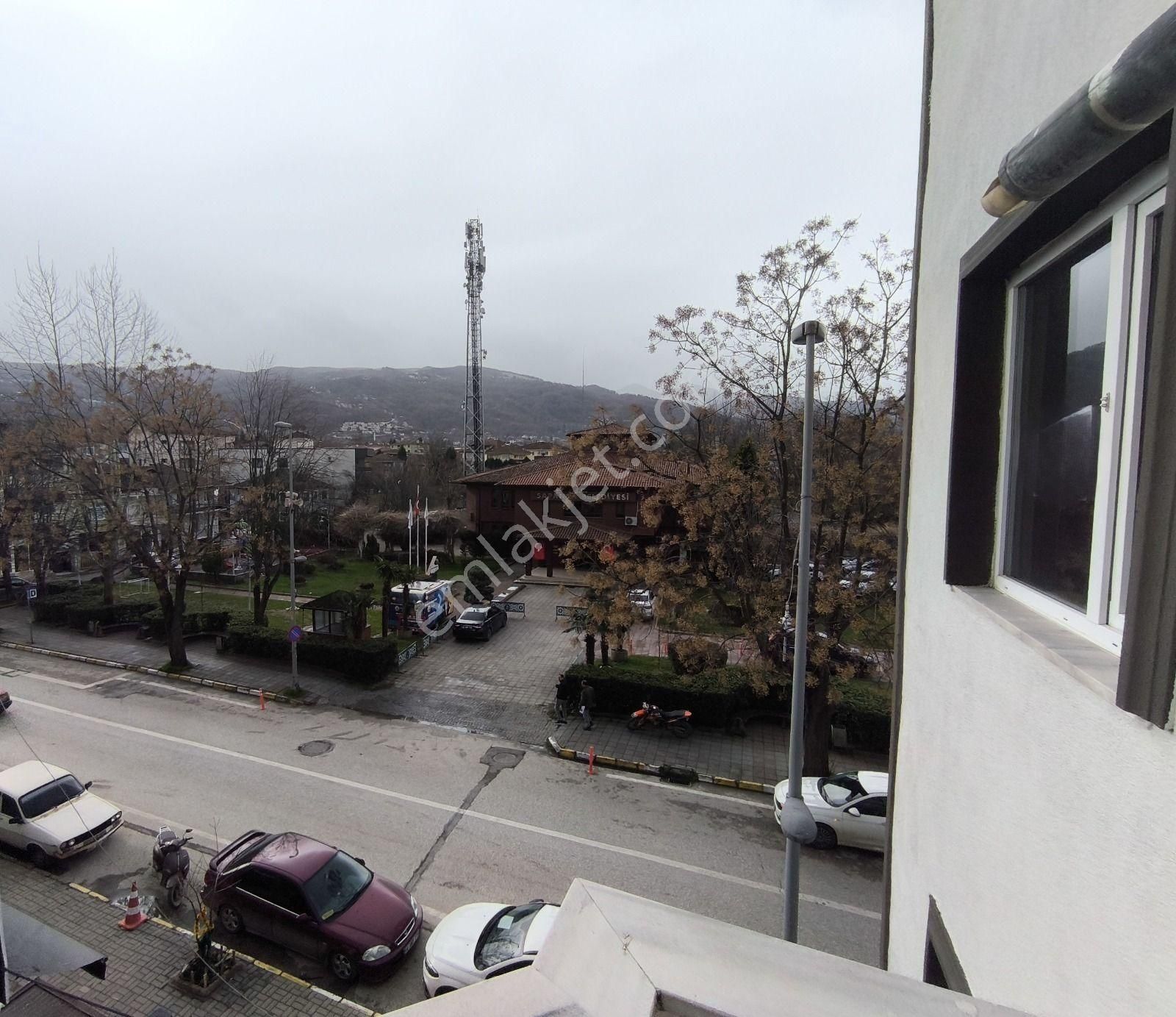 Turyaptan Sapanca Belediyesi Karşısı Geniş Ferah 3+1 Köşe Daire - Görsel 14