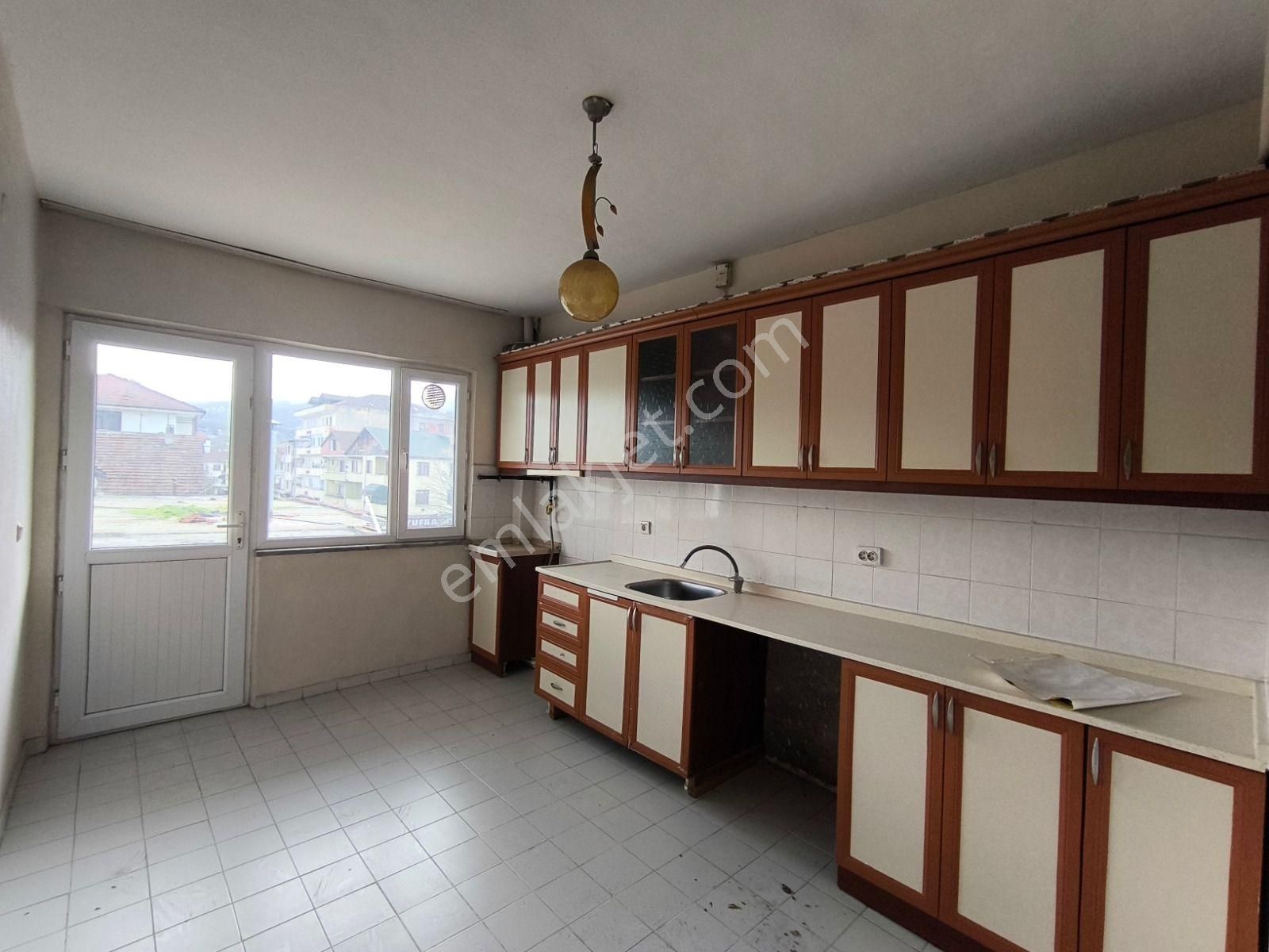 Turyaptan Sapanca Belediyesi Karşısı Geniş Ferah 3+1 Köşe Daire - Görsel 10