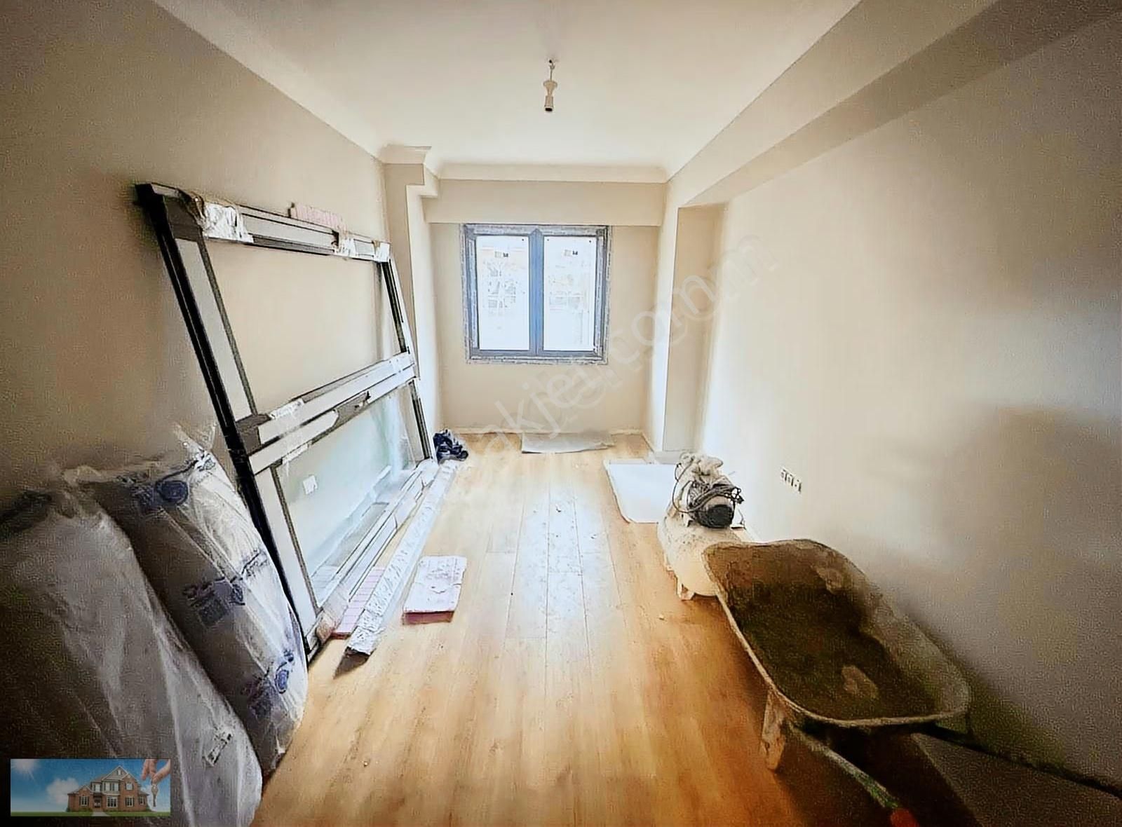 Barış'tan Site İçerisinde Sıfır Lüx 1+1 (hamam Sauna Otopark) - Görsel 9