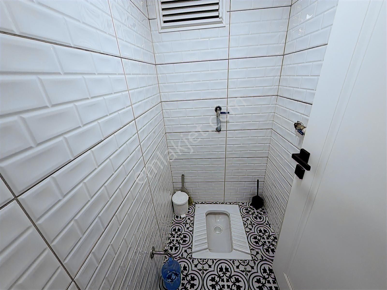 Bağımsız Geniş Lüks Yapılı Aşağı Eğlencede Atadan Cad Üzeri 3+1 - Görsel 14