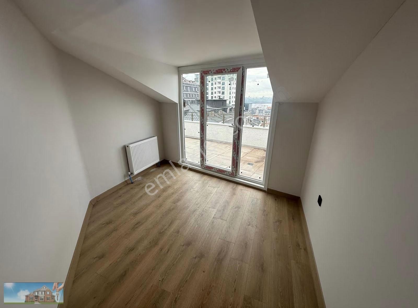 Barıştan Cumhuriyette 4+1 Yüksek Tavanlı Otoparklı Lüks Dübleks - Görsel 18