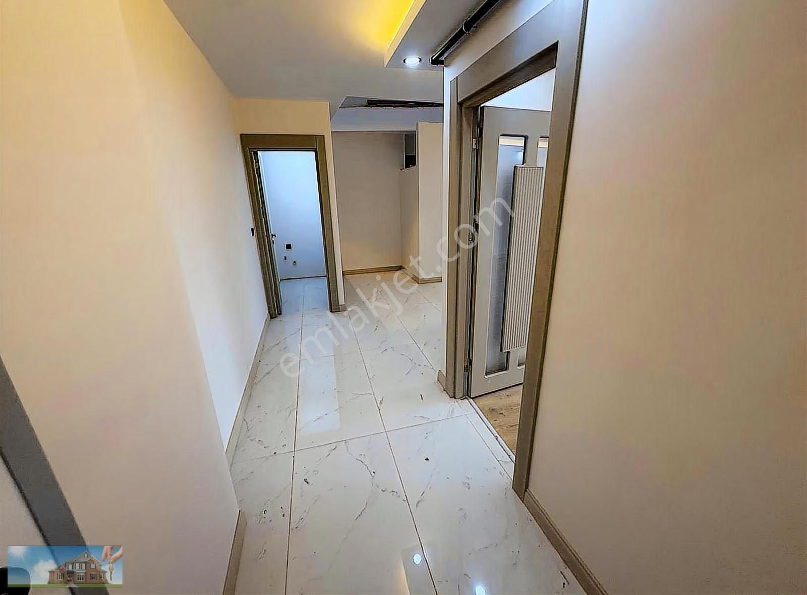 Barıştan Cumhuriyette 4+1 Yüksek Tavanlı Otoparklı Lüks Dübleks - Görsel 14