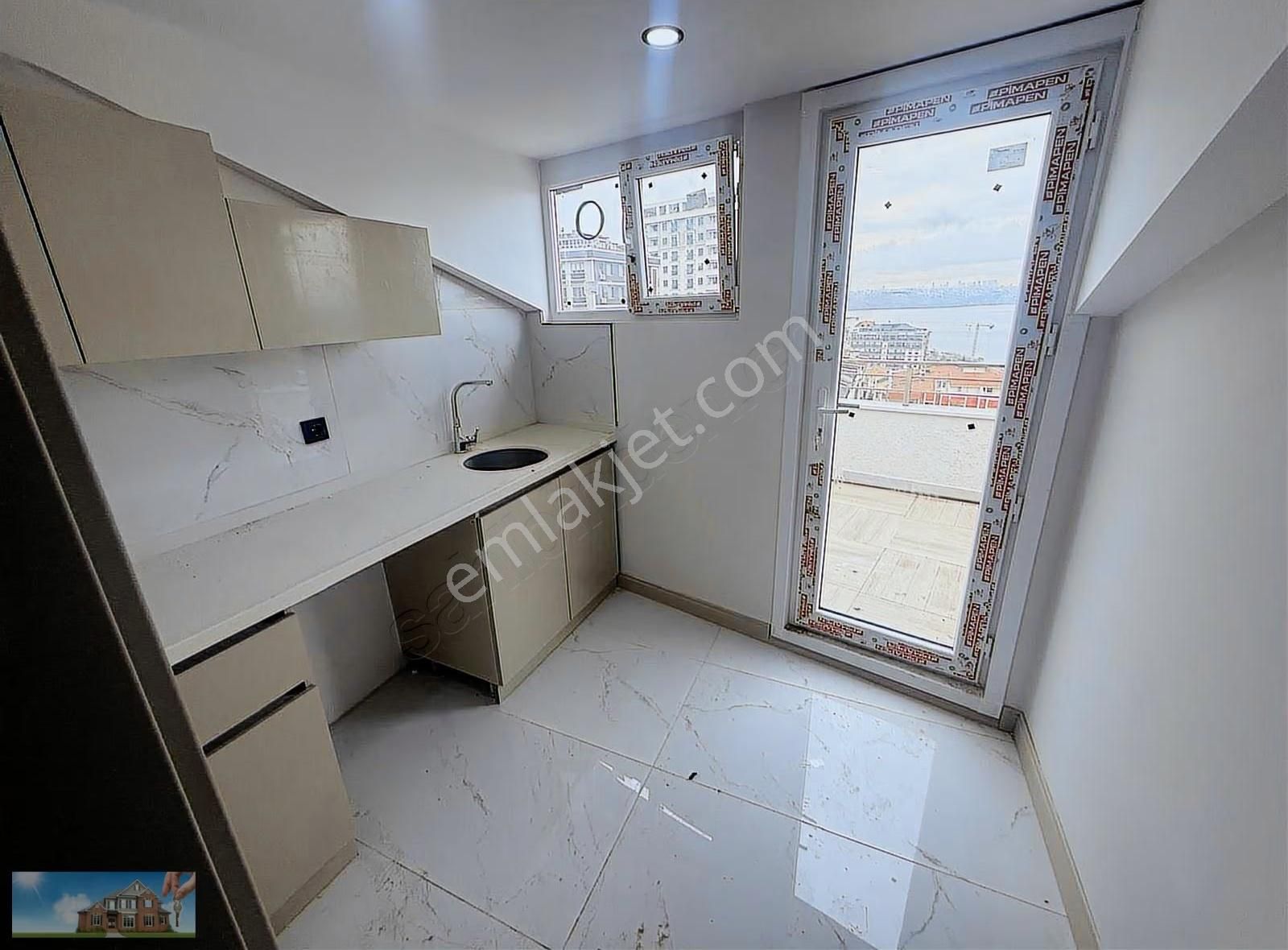 Barıştan Cumhuriyette 4+1 Yüksek Tavanlı Otoparklı Lüks Dübleks - Görsel 16