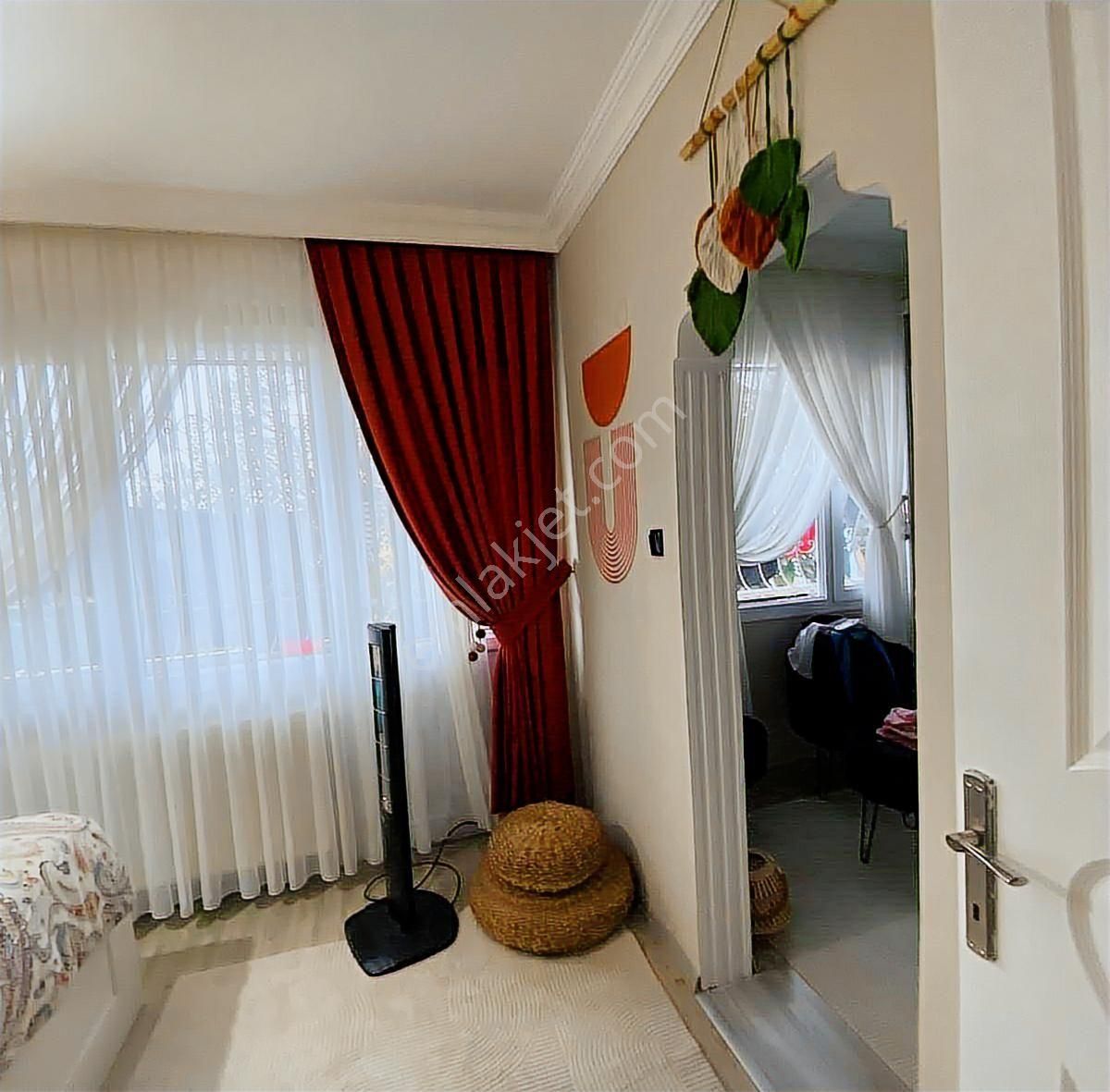 Modern Şömineli Bahçeli Köy Evi - Görsel 24