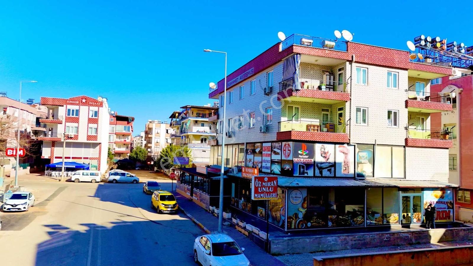 Kuzeyyaka'da Cadde Üzeri 3 Katlı Yatırıma Uygun Satılık Dükkan - Görsel 29