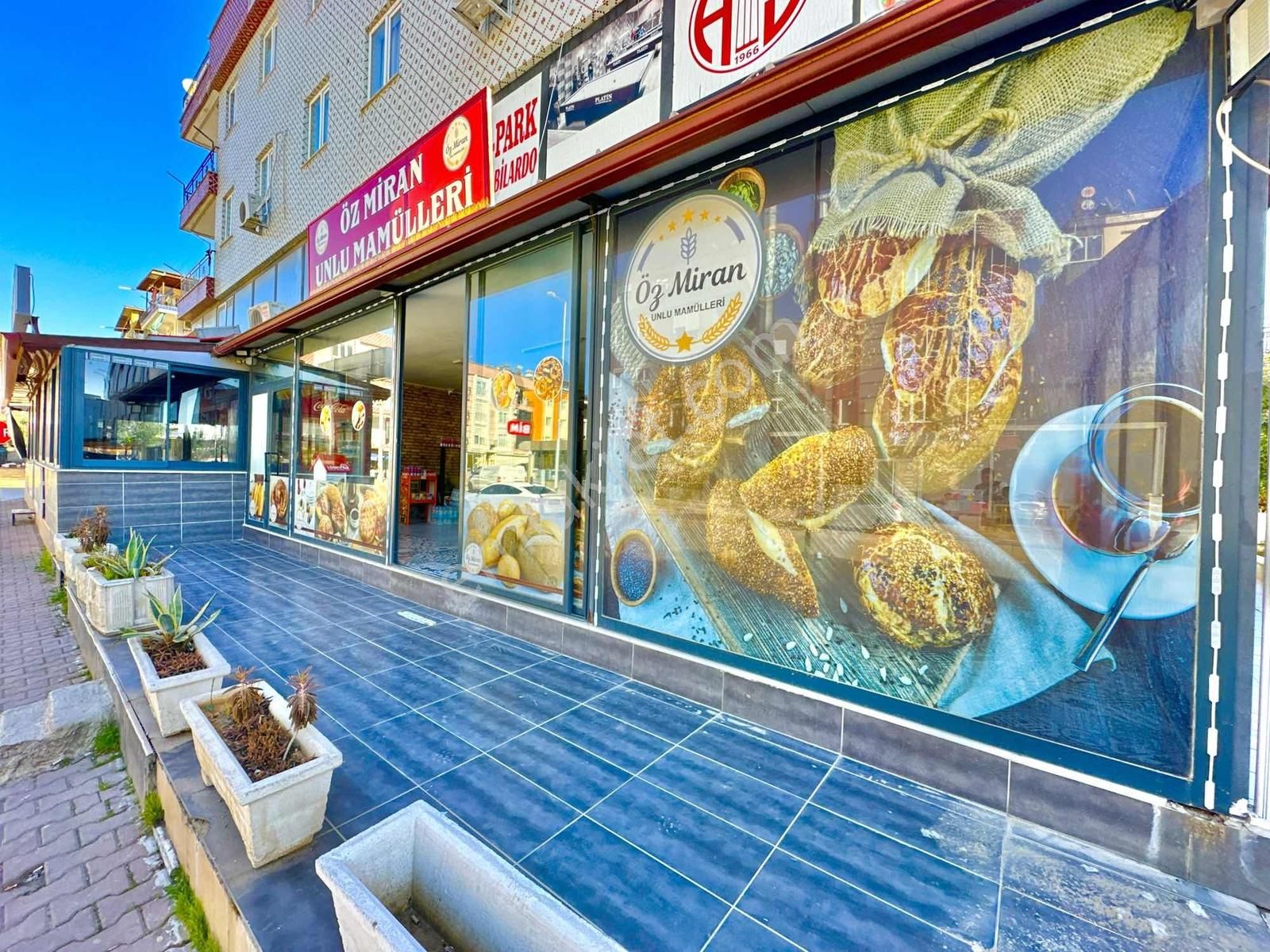 Kuzeyyaka'da Cadde Üzeri 3 Katlı Yatırıma Uygun Satılık Dükkan - Görsel 17