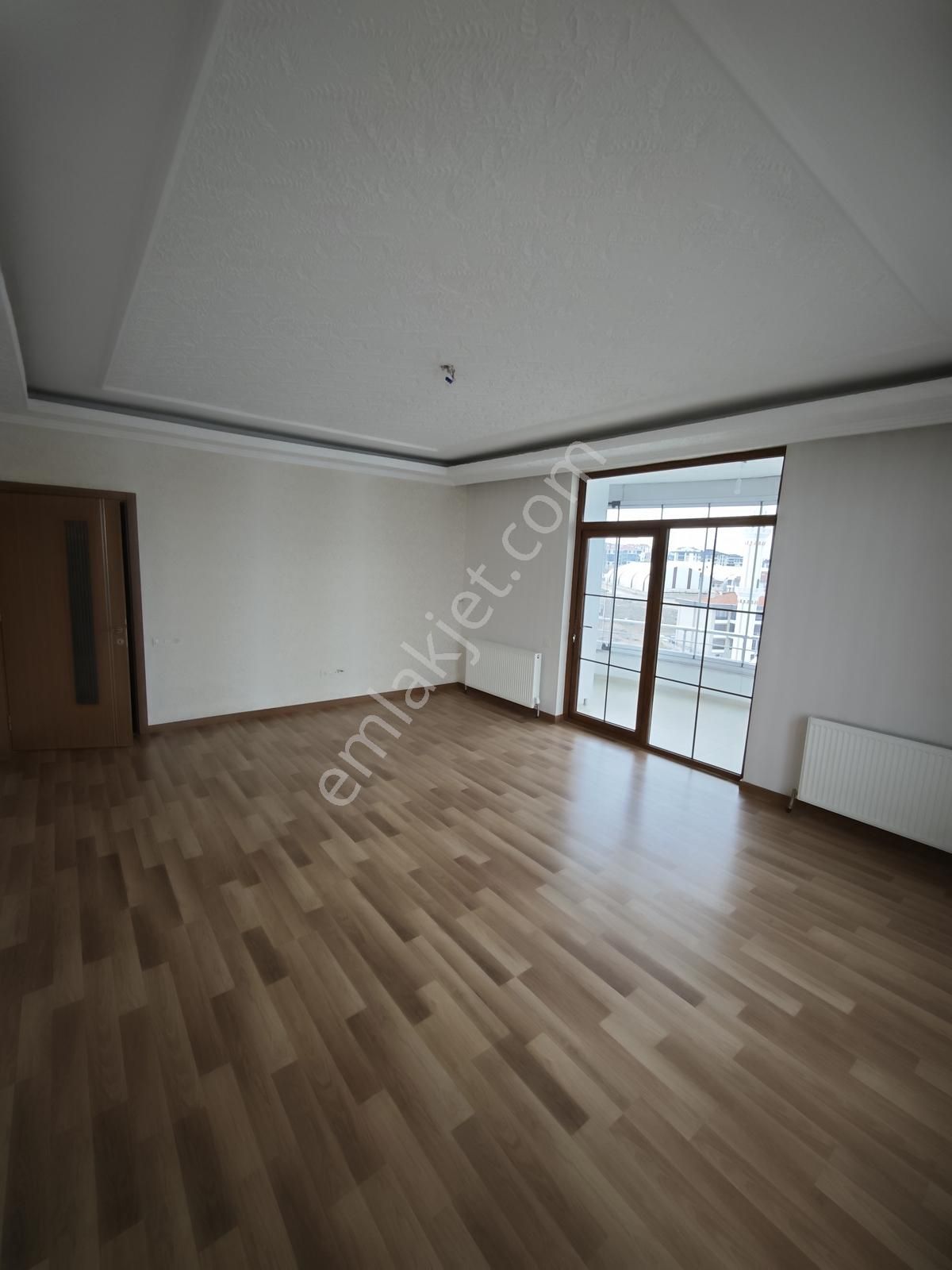 Selçuklu Binevler Sitesinde Satılık Daire - Görsel 14