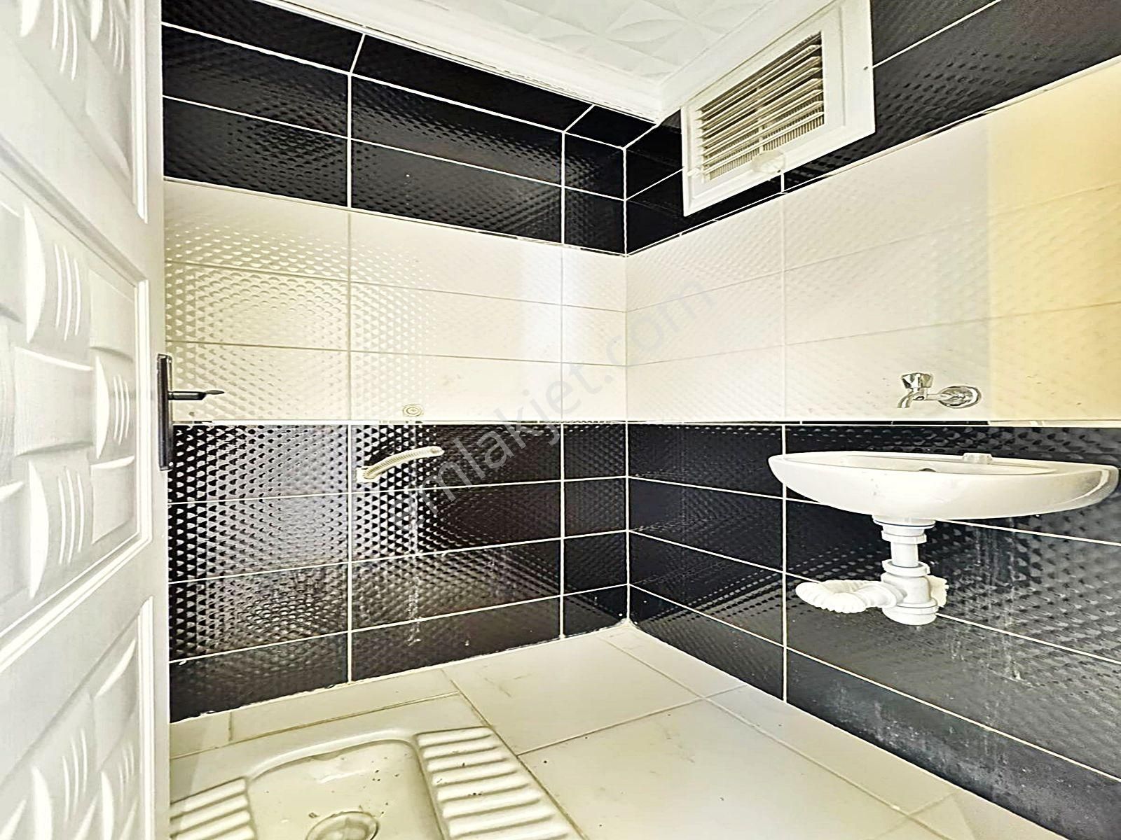 Cadde34 Yapı'dan Eminevim & Krediye Uygun Metrobüse Yakın Full Dekorlu Satılık Arakat - Görsel 12