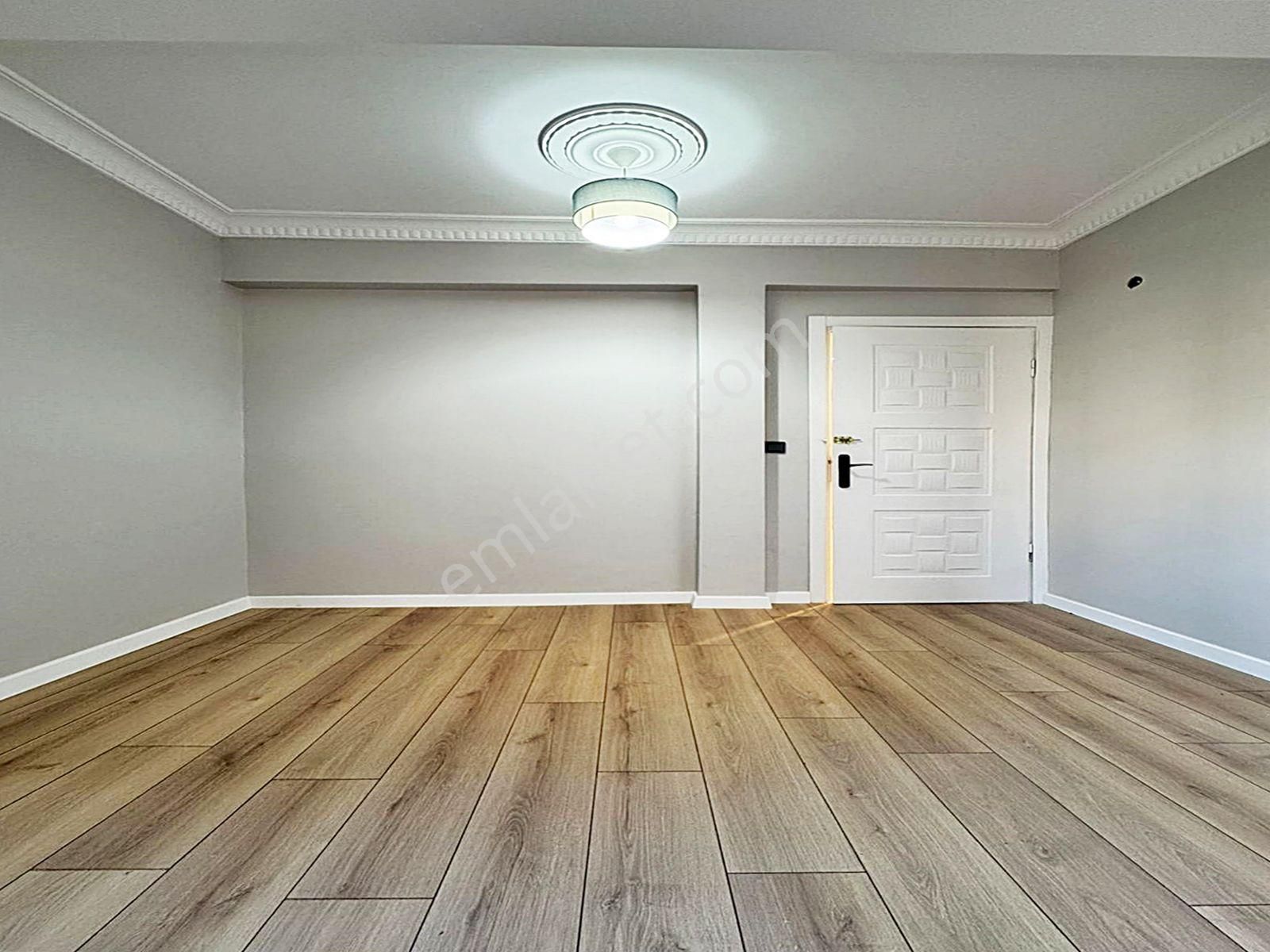 Cadde34 Yapı'dan Eminevim & Krediye Uygun Metrobüse Yakın Full Dekorlu Satılık Arakat - Görsel 18