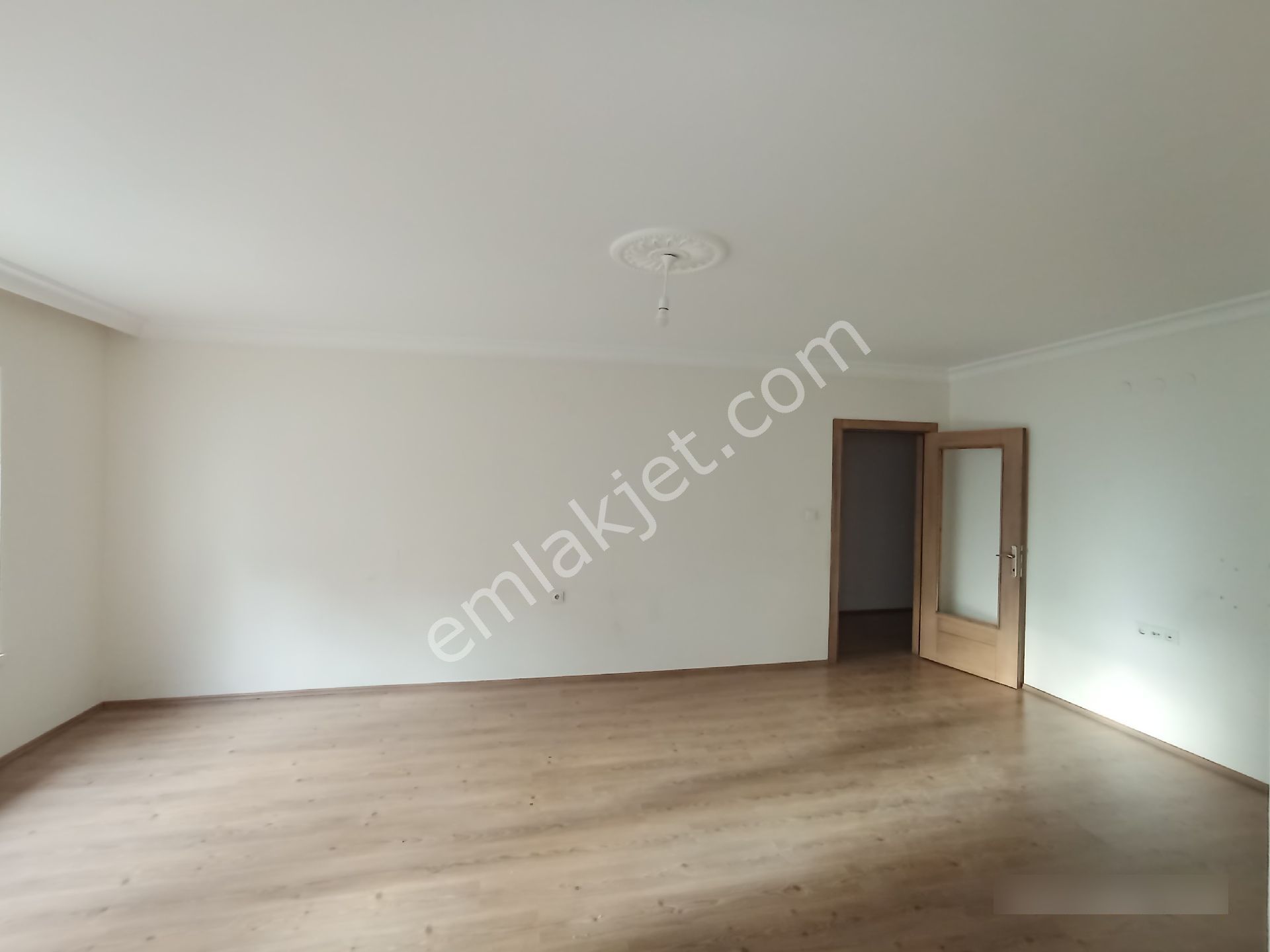 Hazer'den 3 Balonlu Geniş Bakımlı Karakeçili Caddesi Ve Ortaokula Sınır Kiralık 3+1 Daire - Görsel 17