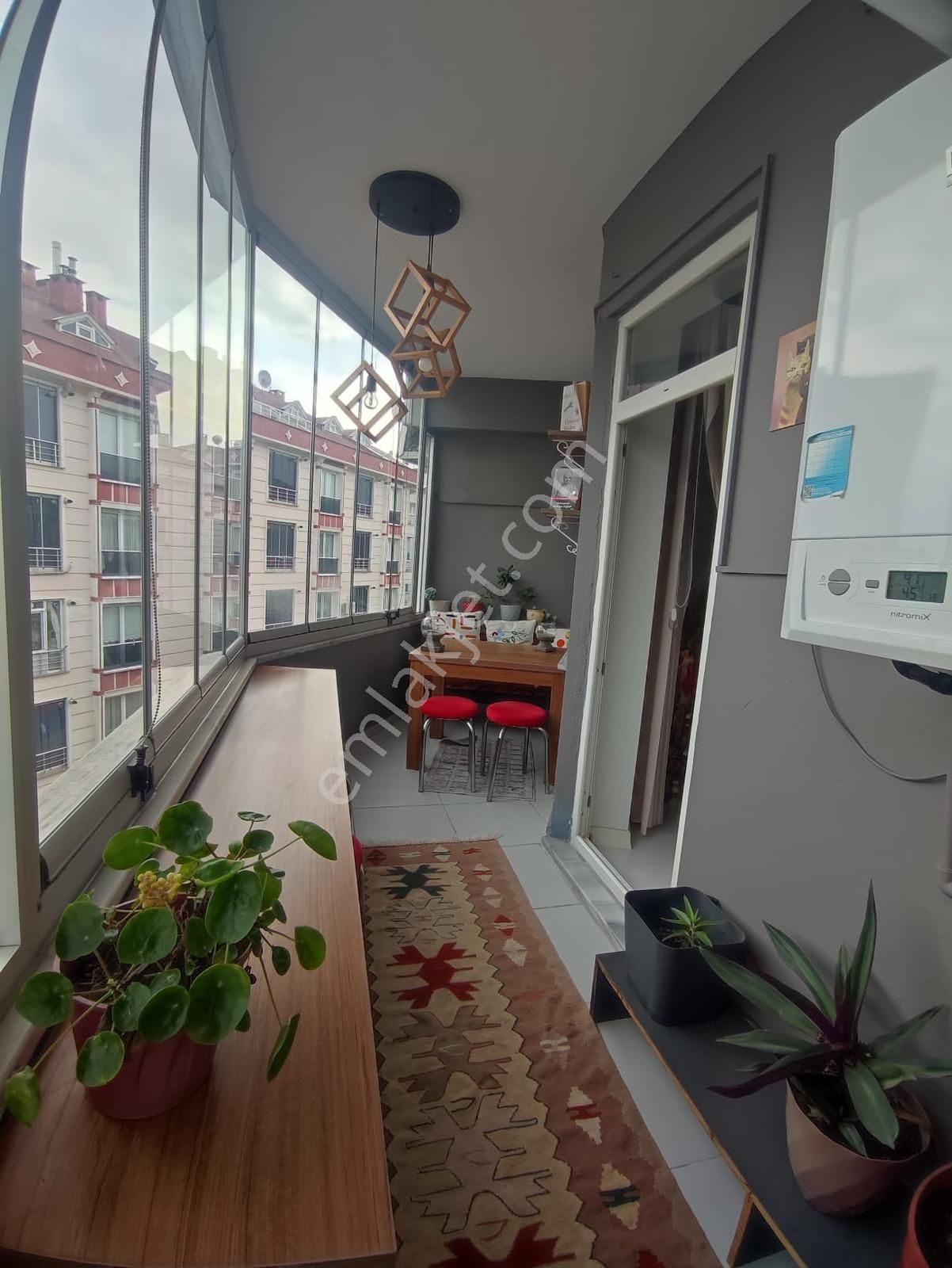 Bahçelievler Kocasinan Mahallesinde Satılık 5+1 Teras Daire - Görsel 3