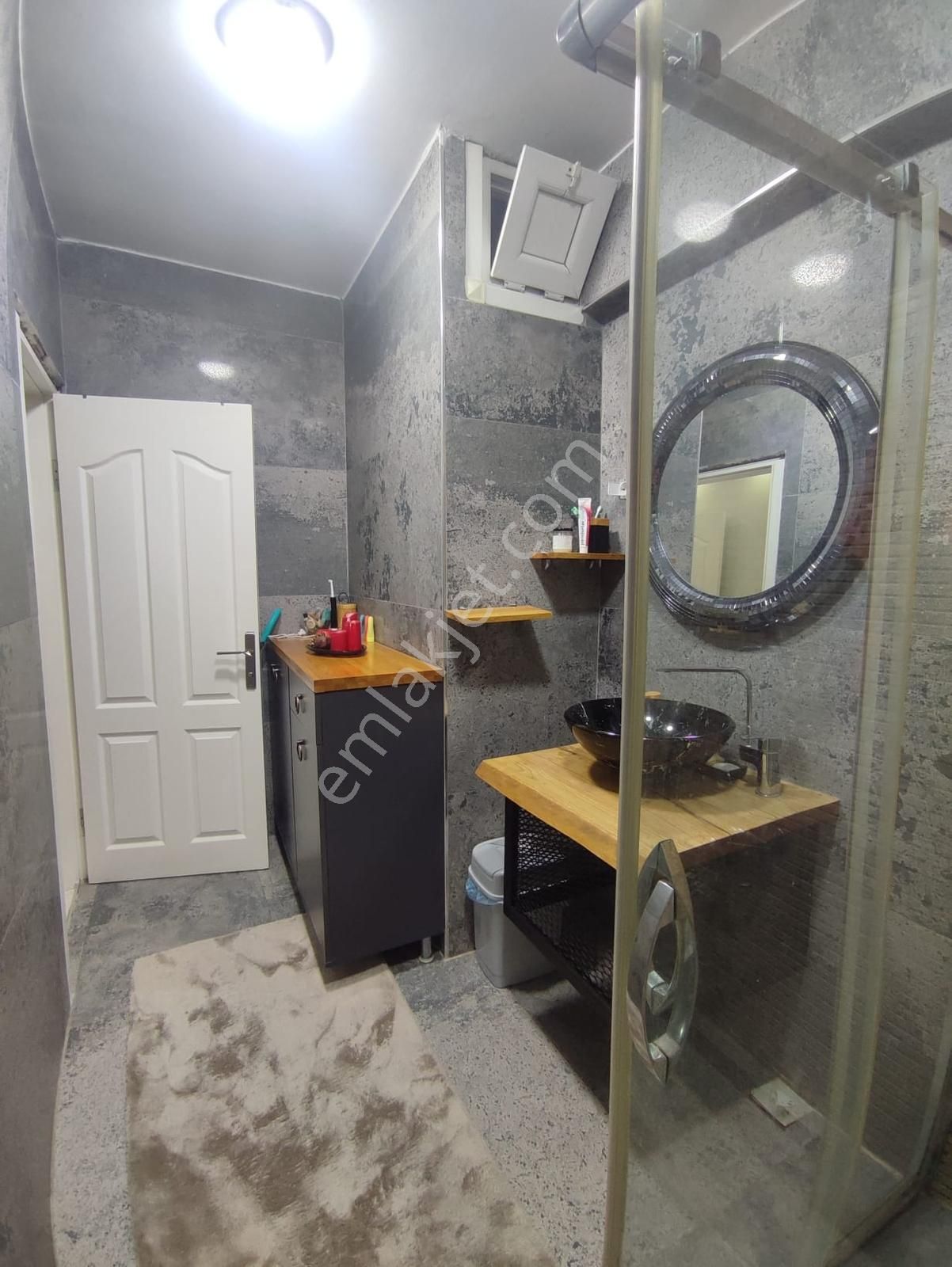 Bahçelievler Kocasinan Mahallesinde Satılık 5+1 Teras Daire - Görsel 8