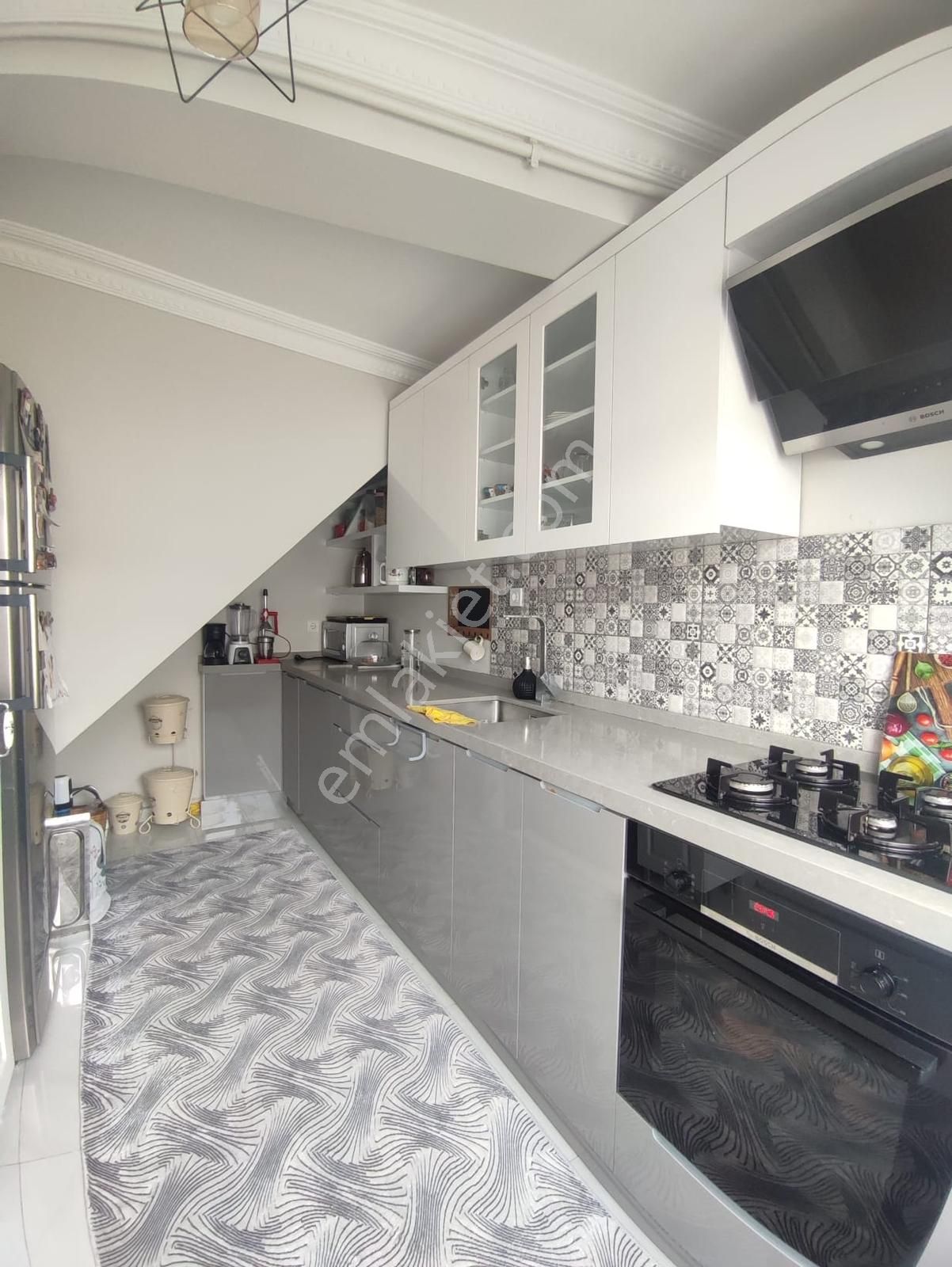 Bahçelievler Kocasinan Mahallesinde Satılık 5+1 Teras Daire - Görsel 17