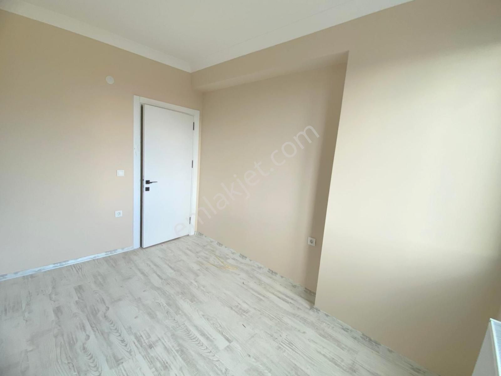 Mertcan'dan Hastane 4dk Metro 5dk Ara Kat Sıfır Fırsat 2+1 - Görsel 9