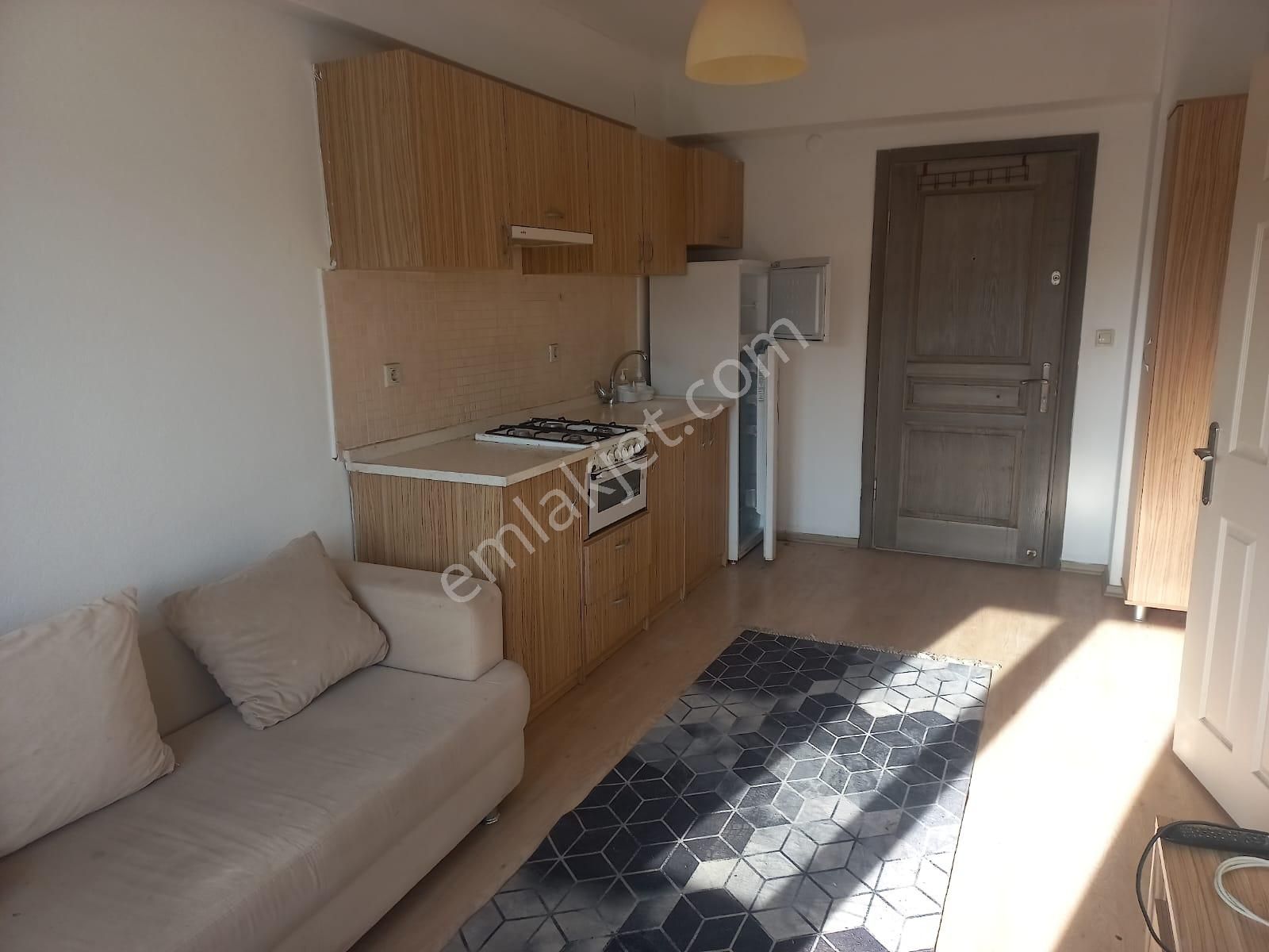 Şirinevler Sitesi Kiralık 1+1 Daire - Görsel 4