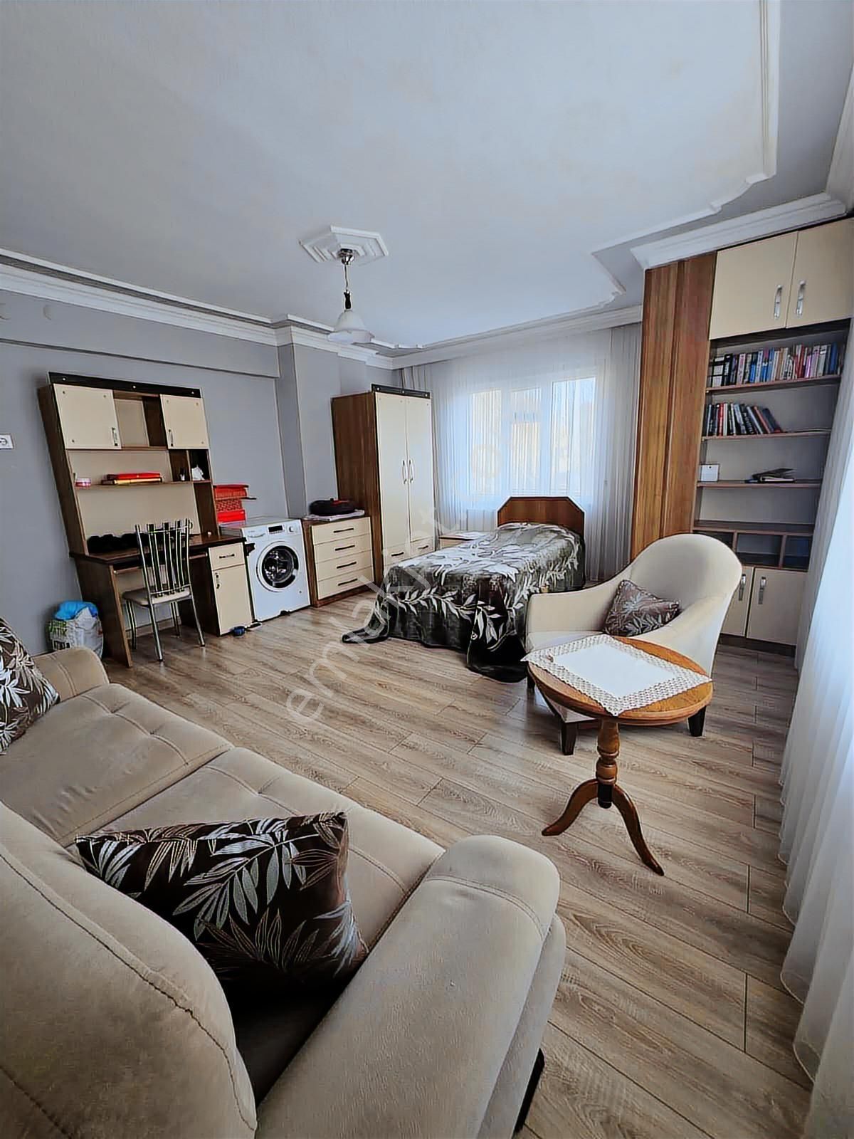 İnceoğlundan Cumhuriyet'te Kiralık 3+1 Temiz Bakımlı Daire - Görsel 5