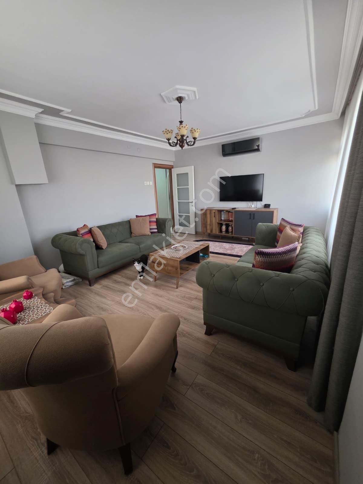 İnceoğlundan Cumhuriyet'te Kiralık 3+1 Temiz Bakımlı Daire - Görsel 11