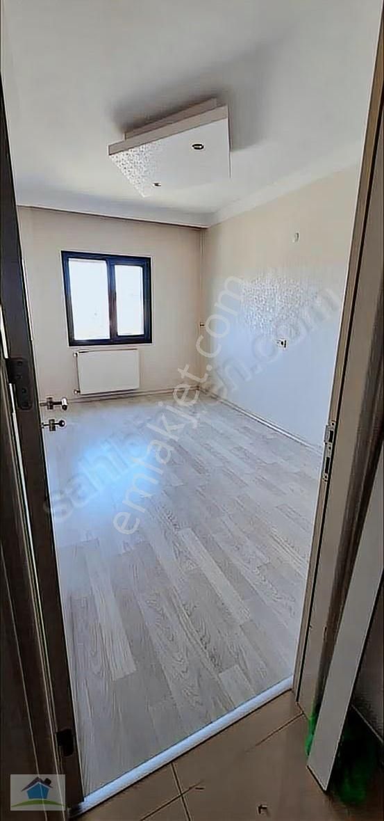 Anadolu Cad. 50 Metre Yeni Bina 2+1 Ara Kat Daire - Görsel 19