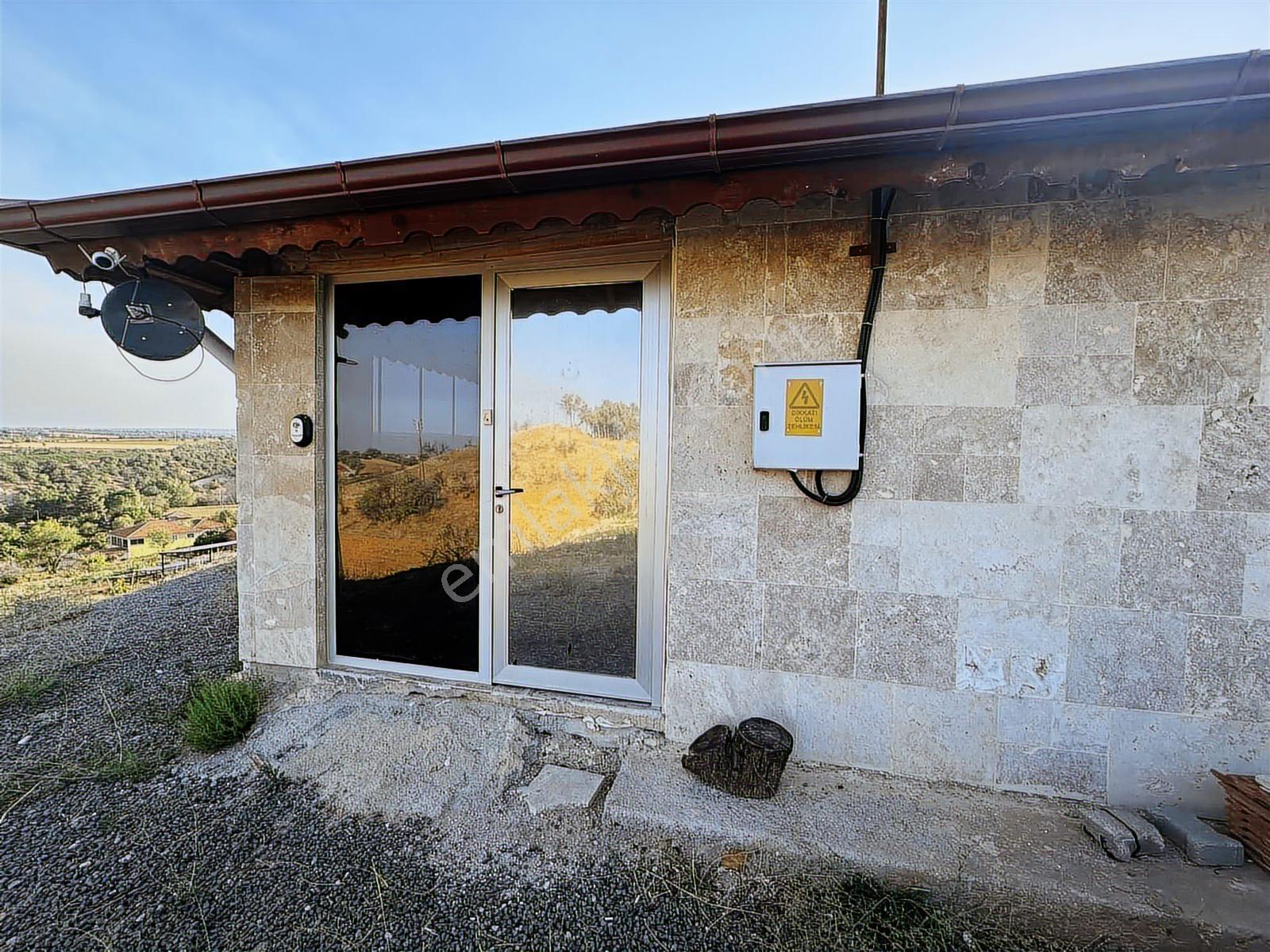 Ege'nin Kalbinde Panoramik Manzaralı3+1 Köy Evi(arsası 2.898 M²) - Görsel 3