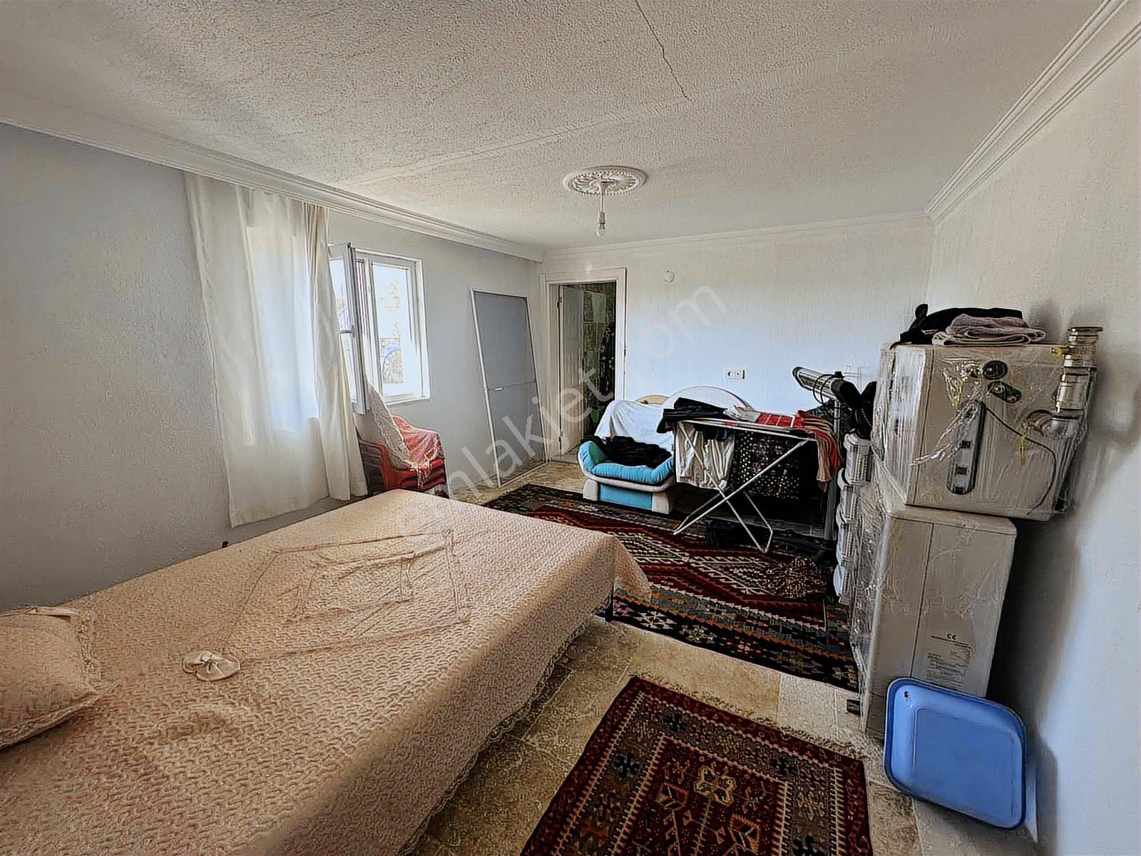 Ege'nin Kalbinde Panoramik Manzaralı3+1 Köy Evi(arsası 2.898 M²) - Görsel 17