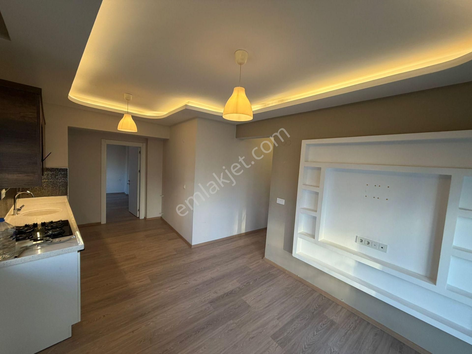 Kuşadası Ege Mallesinde Kiralık 2+1 Bahçe Katı Daire - Görsel 9