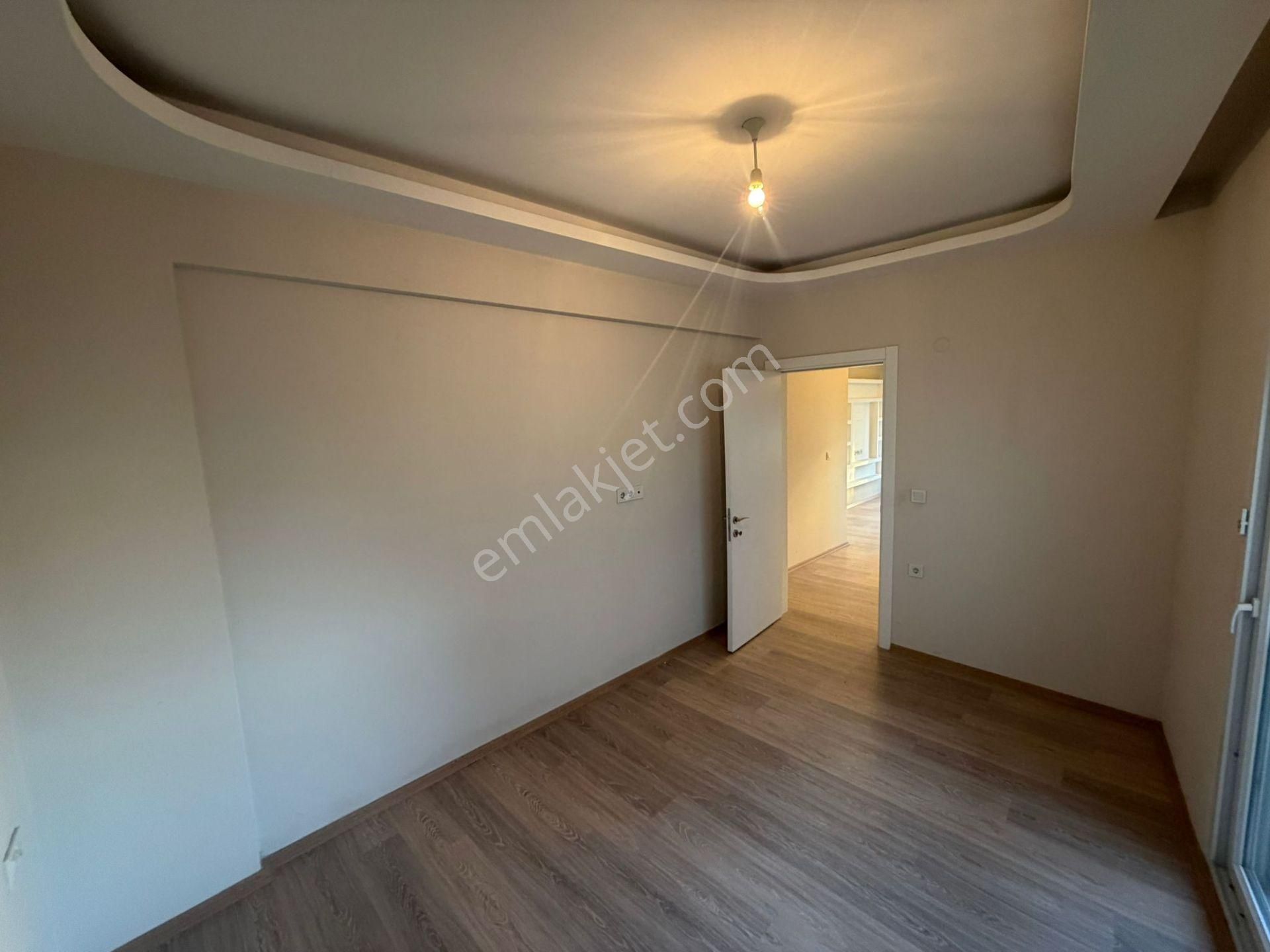 Kuşadası Ege Mallesinde Kiralık 2+1 Bahçe Katı Daire - Görsel 24