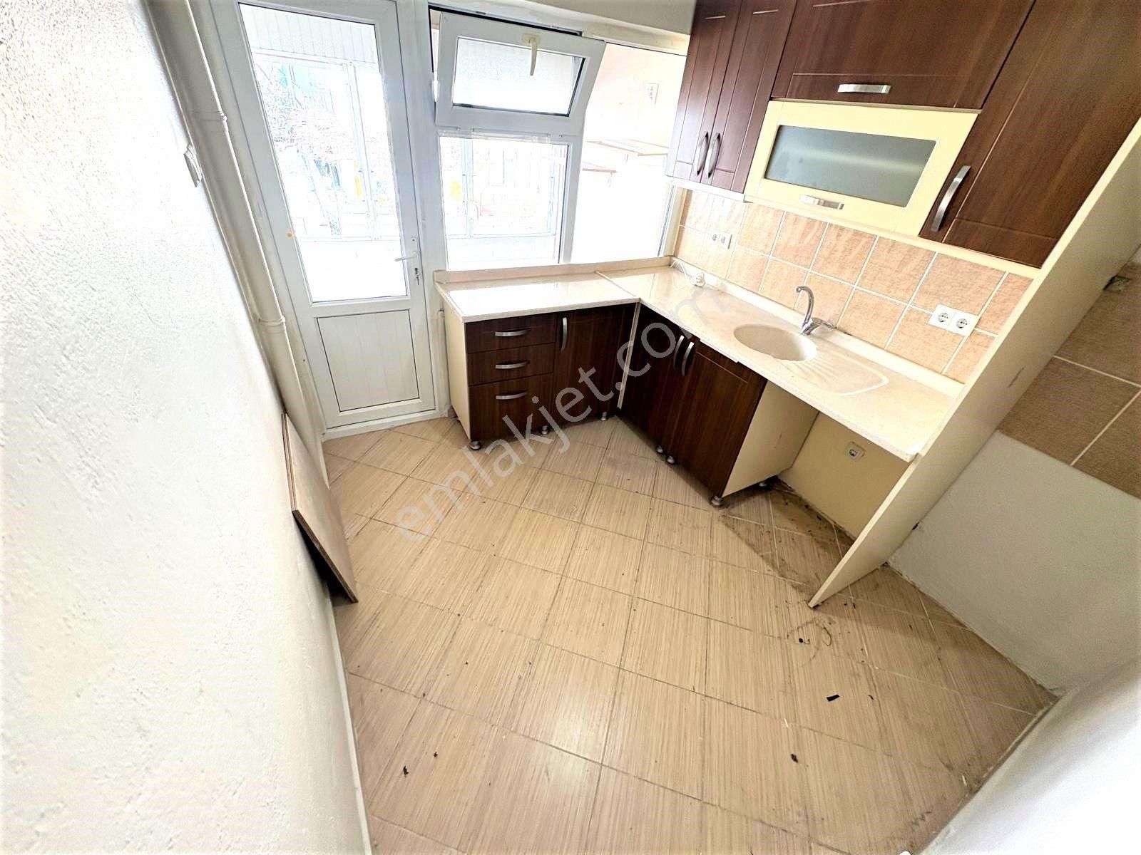 🟠🟠alfa'dan Akçay Merkezde Satılık Denize 250m Kaçmaz Fırsat Arakat Ön Cephe 3+geniş Daire - Görsel 2