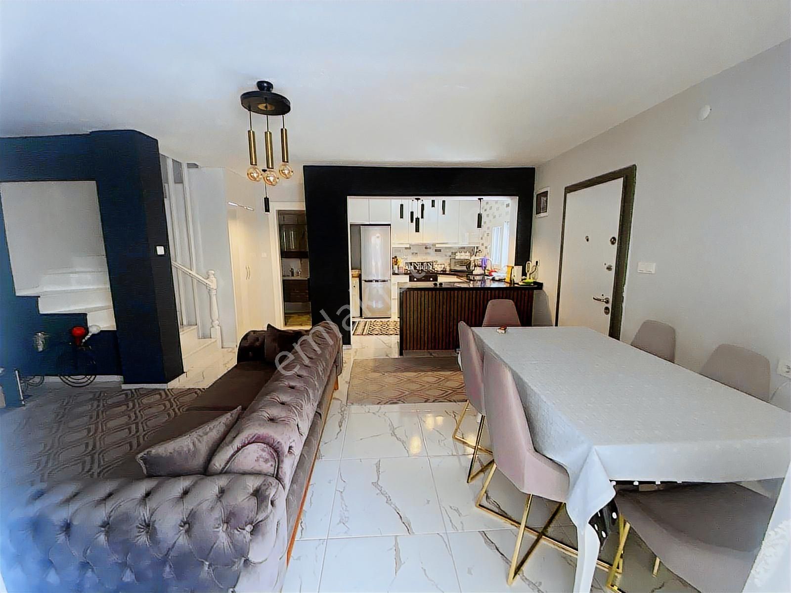 Özdere'de Denize Yakın Satılık Triblex Villa - Görsel 13