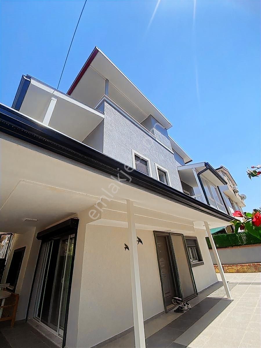 Özdere'de Denize Yakın Satılık Triblex Villa - Görsel 24