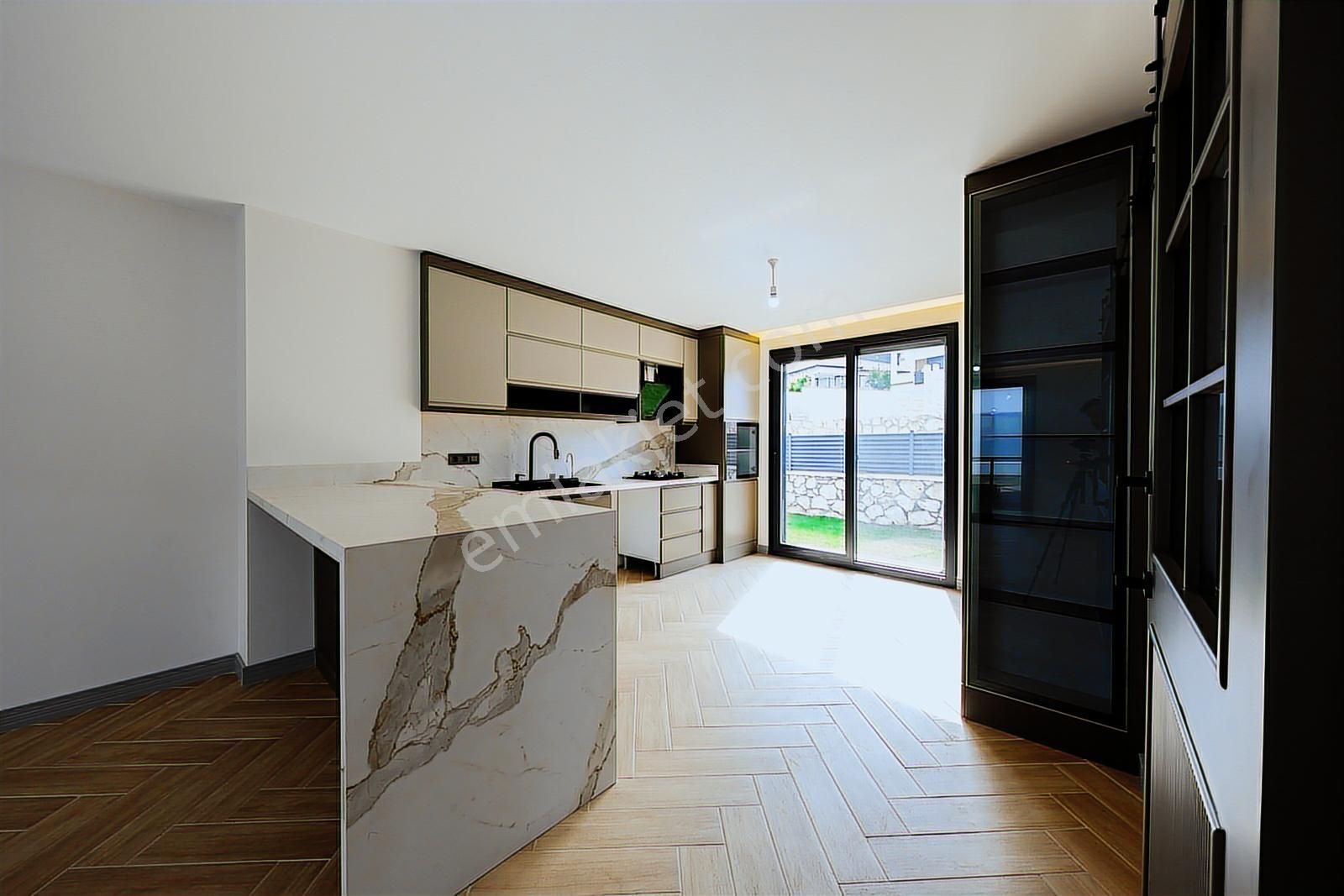 Vılla Rıva Seyrek 4+1 Kapalı Havuz Ve Saunalı Özel Yapım - Görsel 11