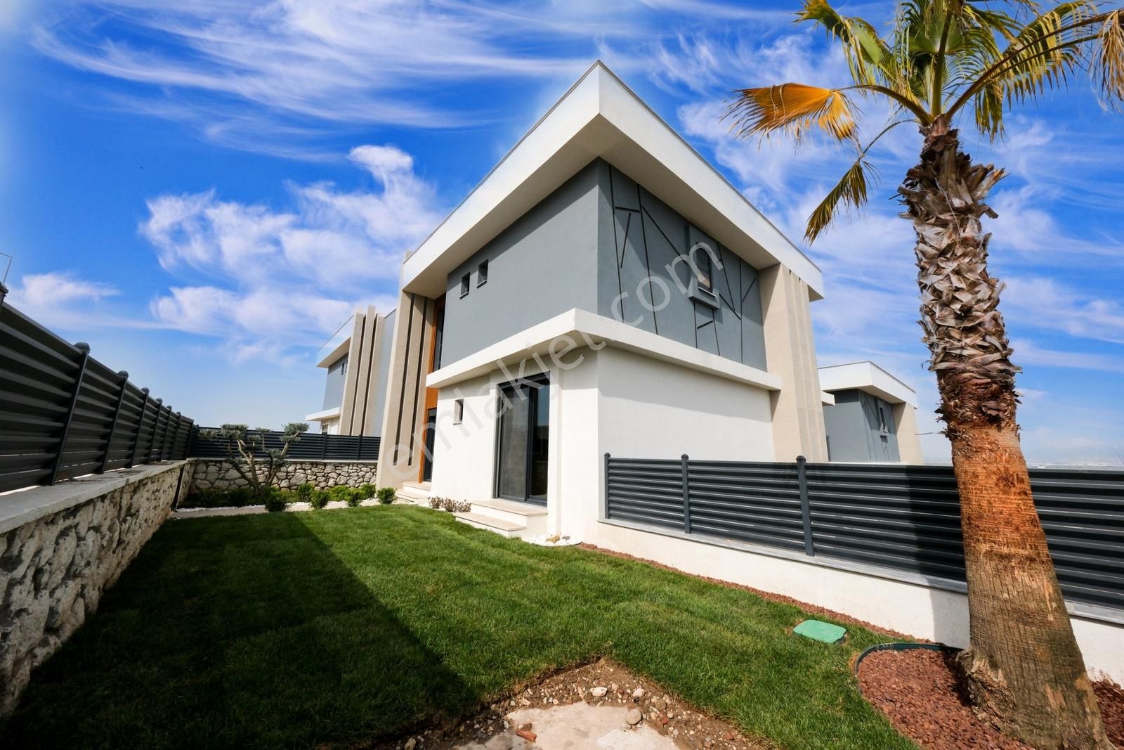 Vılla Rıva Seyrek 4+1 Kapalı Havuz Ve Saunalı Özel Yapım