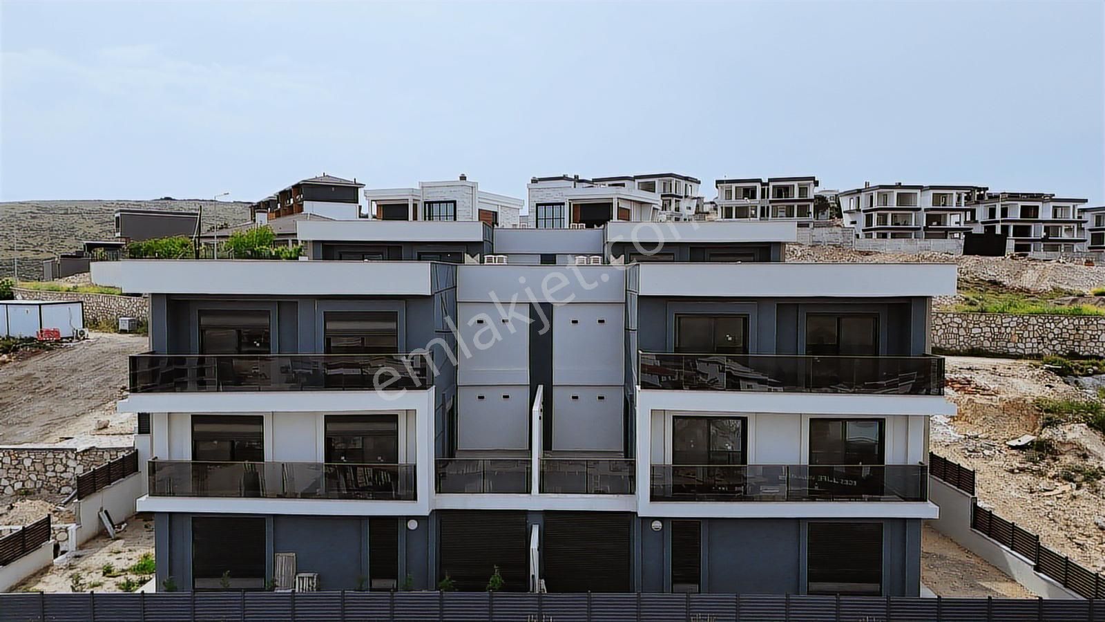 Vılla Rıva Seyrek 4+1 Kapalı Havuz Ve Saunalı Özel Yapım - Görsel 17