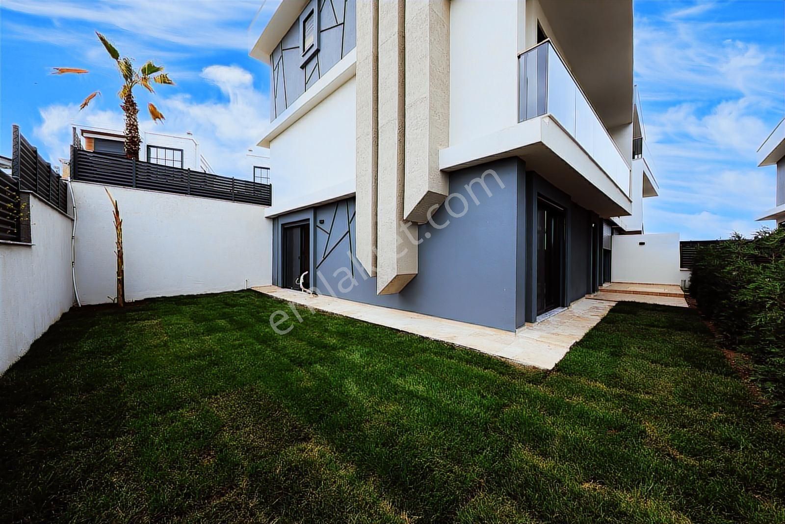 Vılla Rıva Seyrek 4+1 Kapalı Havuz Ve Saunalı Özel Yapım - Görsel 27