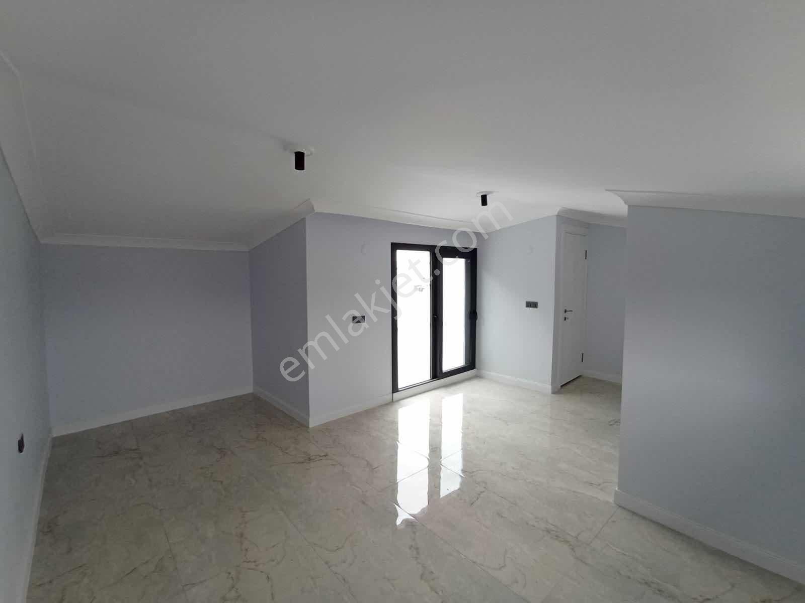 Urla İskele Mah De Deniz Manzaralı Satılık 4+1 Villa - Görsel 2