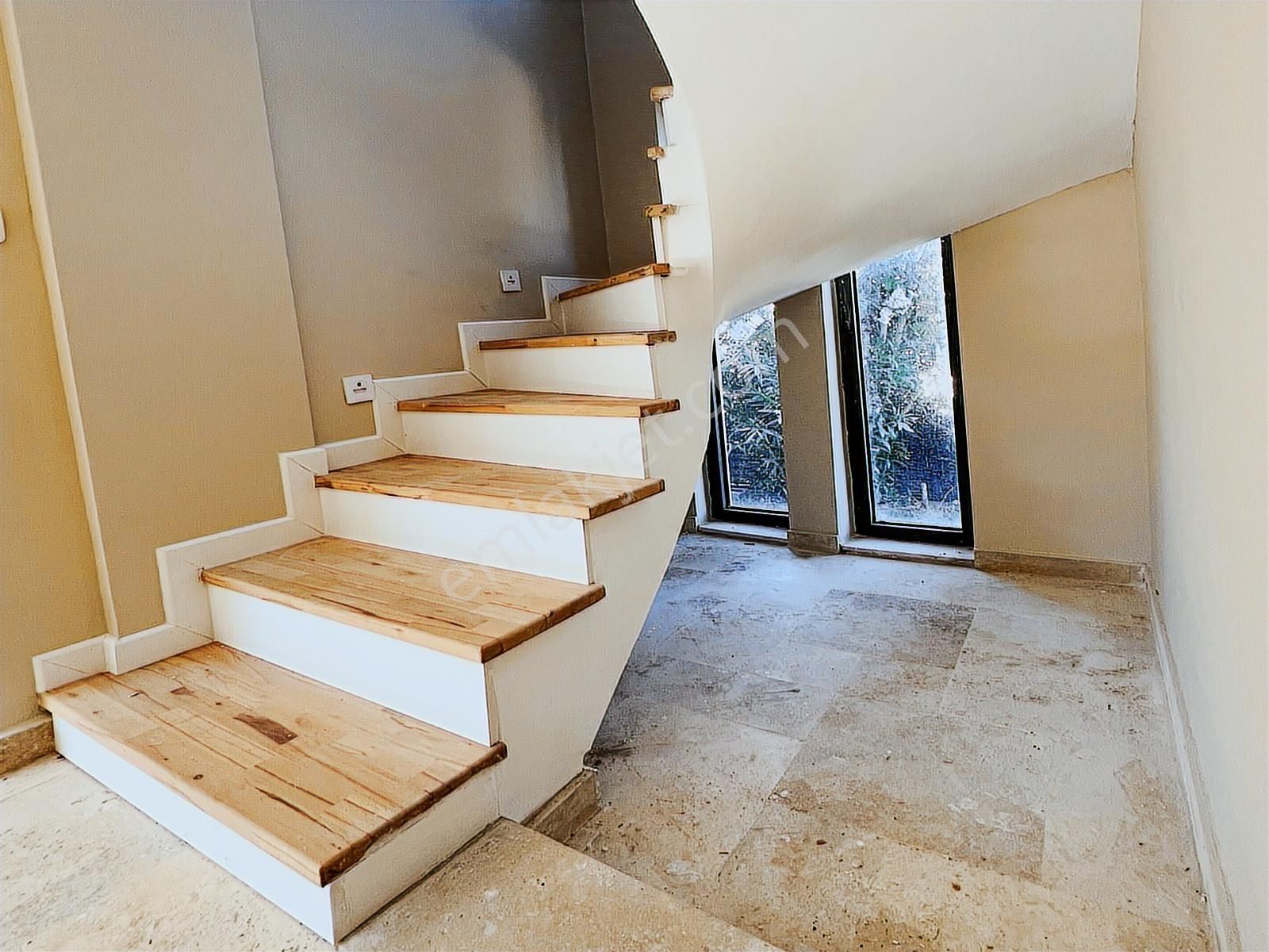 Full Tadılatlı Denız Manzaralı Müstakil 4+1 Vılla - Görsel 18