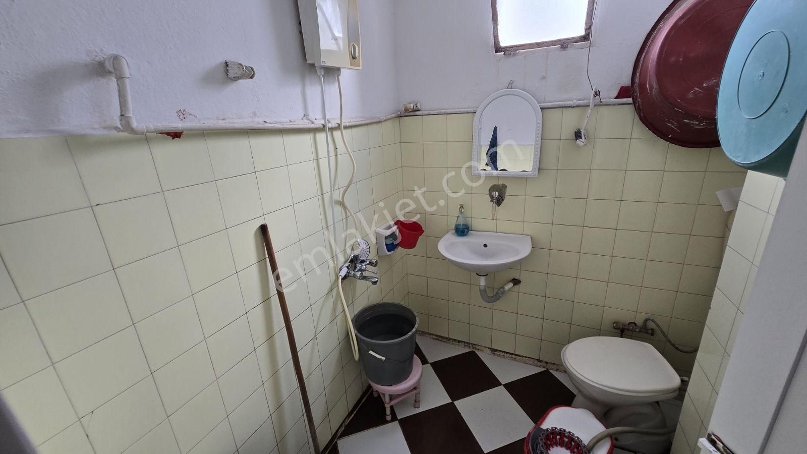 Yeşilova'da Komple Satılık 4 Katlı Bina - Görsel 23