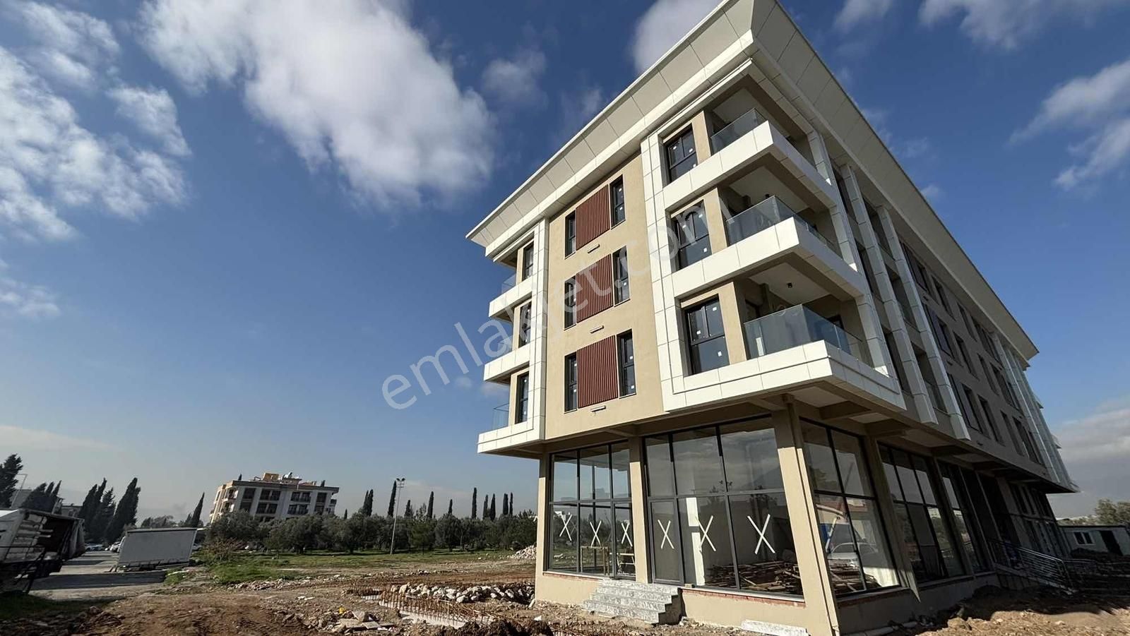 Bornova İzev De Yatırıma Uygun Gelecek Vadeden Sıfır Daire - Görsel 7