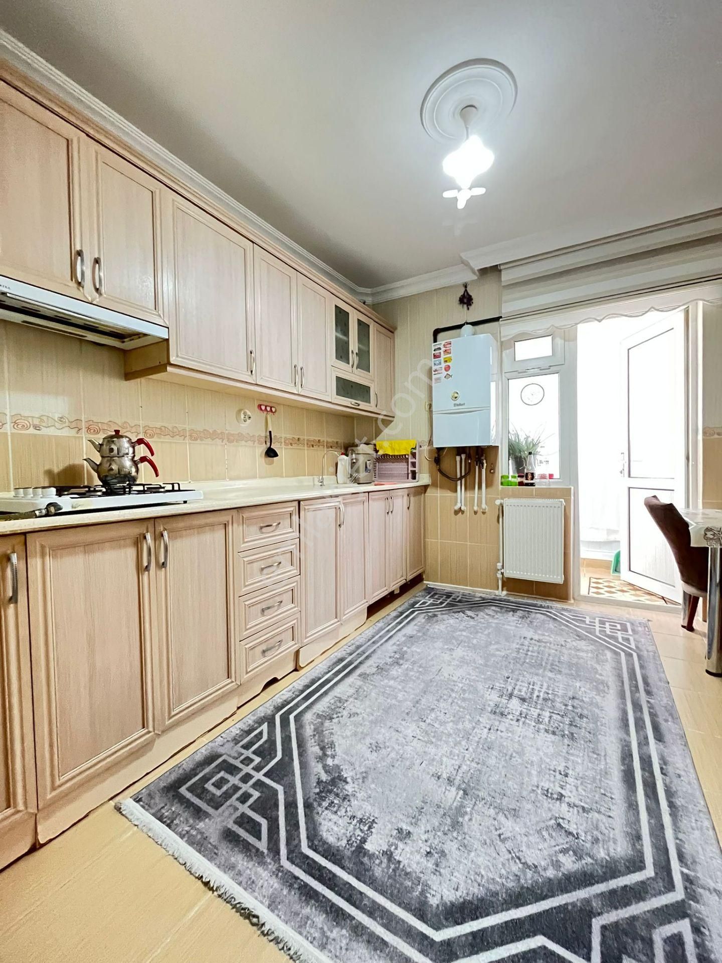 Mç Emlak'tan Akşemsettin Mahallesin'de 3+1 Satılık Daire - Görsel 2