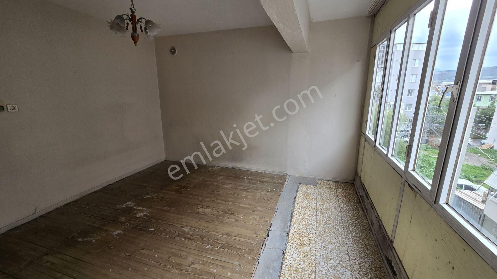 Yeşilova'da Arakat Kiralık 2+1 Klimalı Daire - Görsel 17