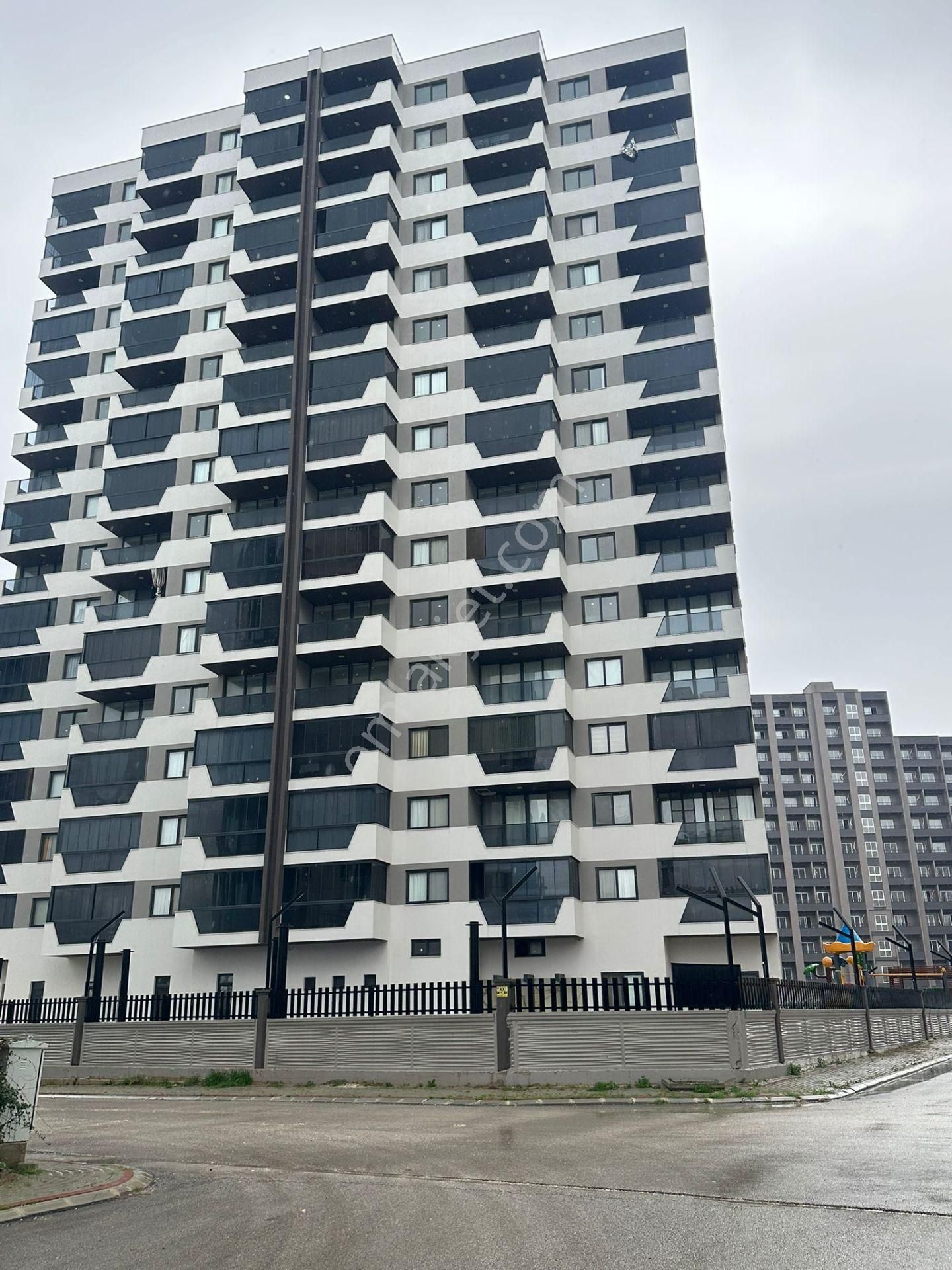 Mersin Erdemli'de Deniz Yakını, Havuzlu, Sıfır 1+1 Daire - Görsel 25
