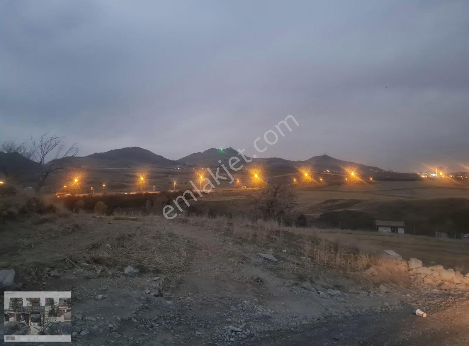 Mamak Nenekte İpek Yoluna Cepheli 300 Metre Telli Kapılı Tapulu - Görsel 8