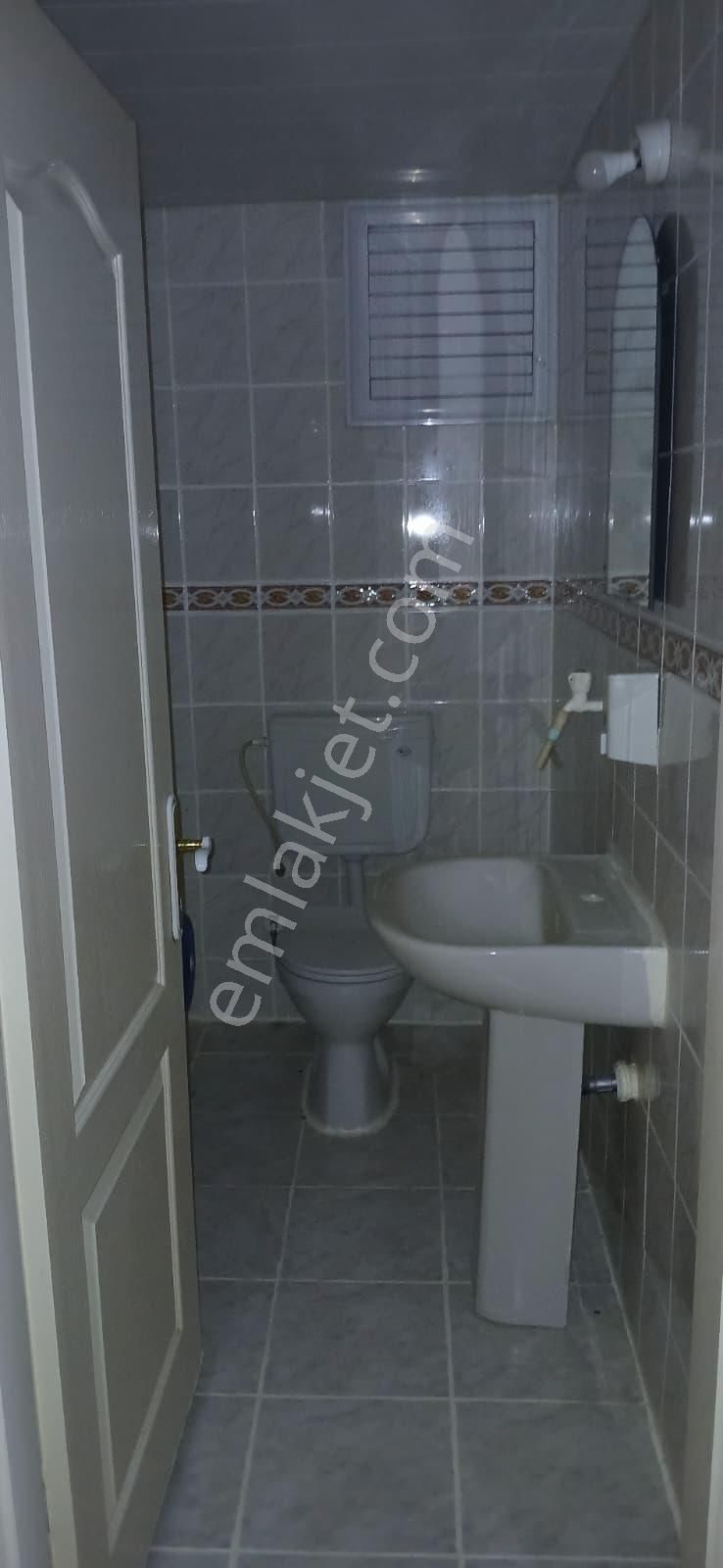 Yalı Mahallesinde Merkezi Konumda Geniş 3+1 Satılık Daire - Görsel 11