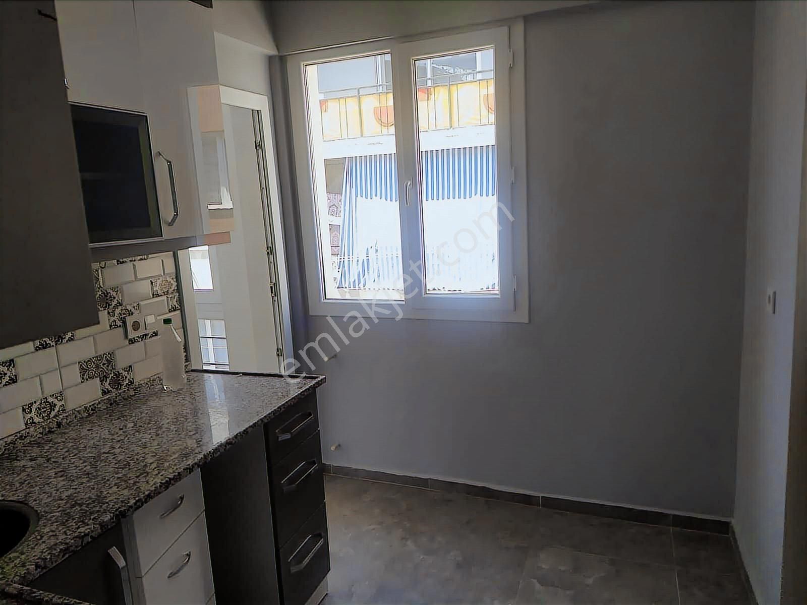 Bornova Mevlana Mahallesi'nde Kiralık Doğal Gazlı Daire - Görsel 9